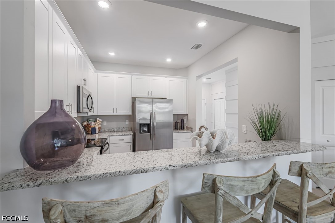14081 Pine Lodge LN
