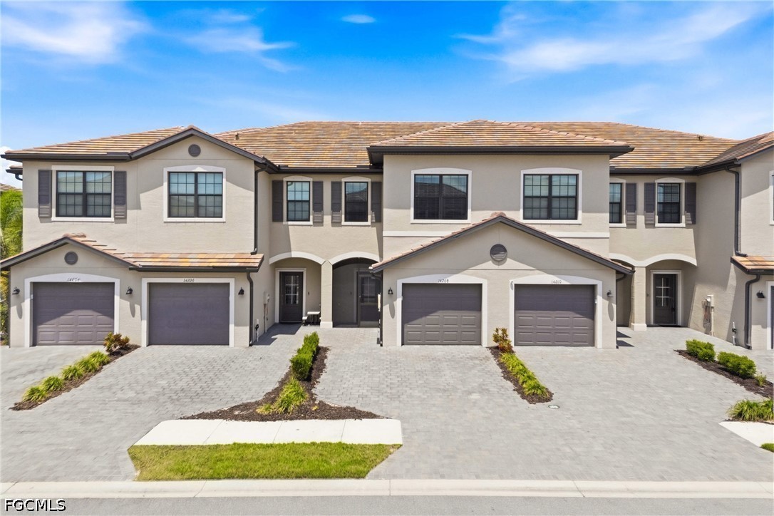14208 Pine Lodge LN
