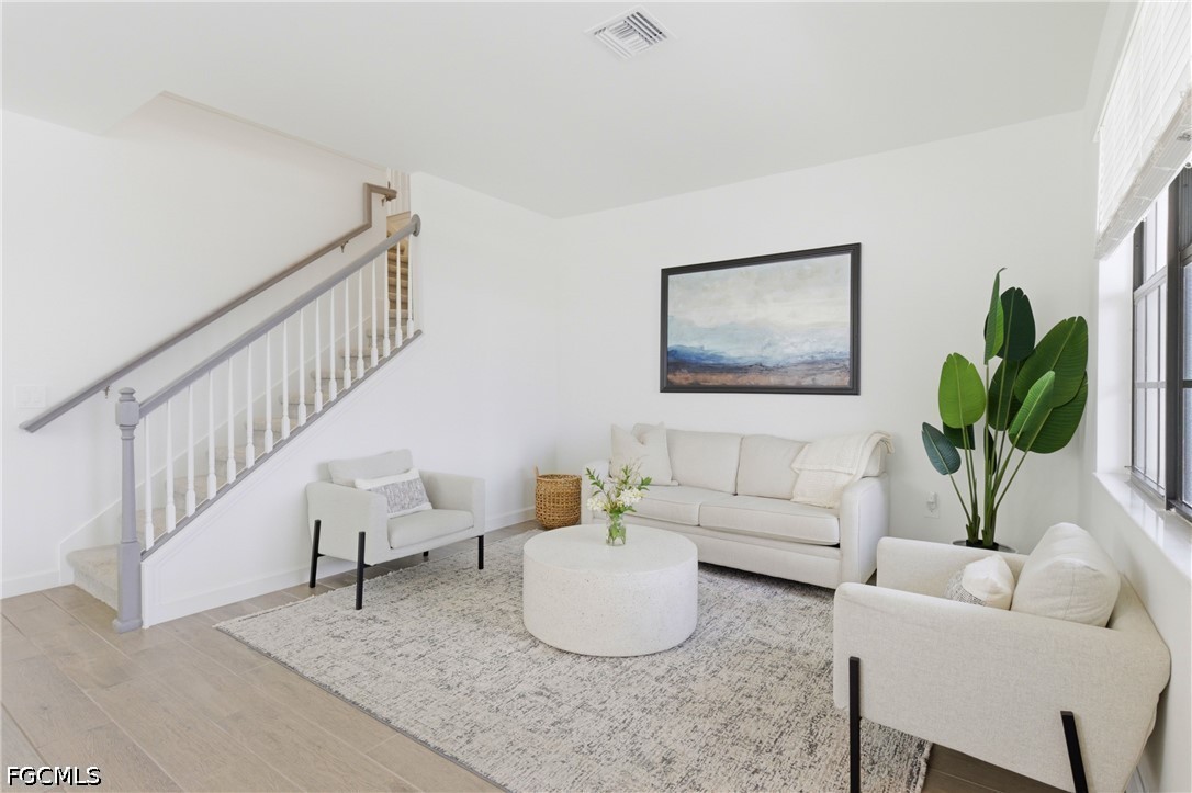 10984 Elmtree LOOP