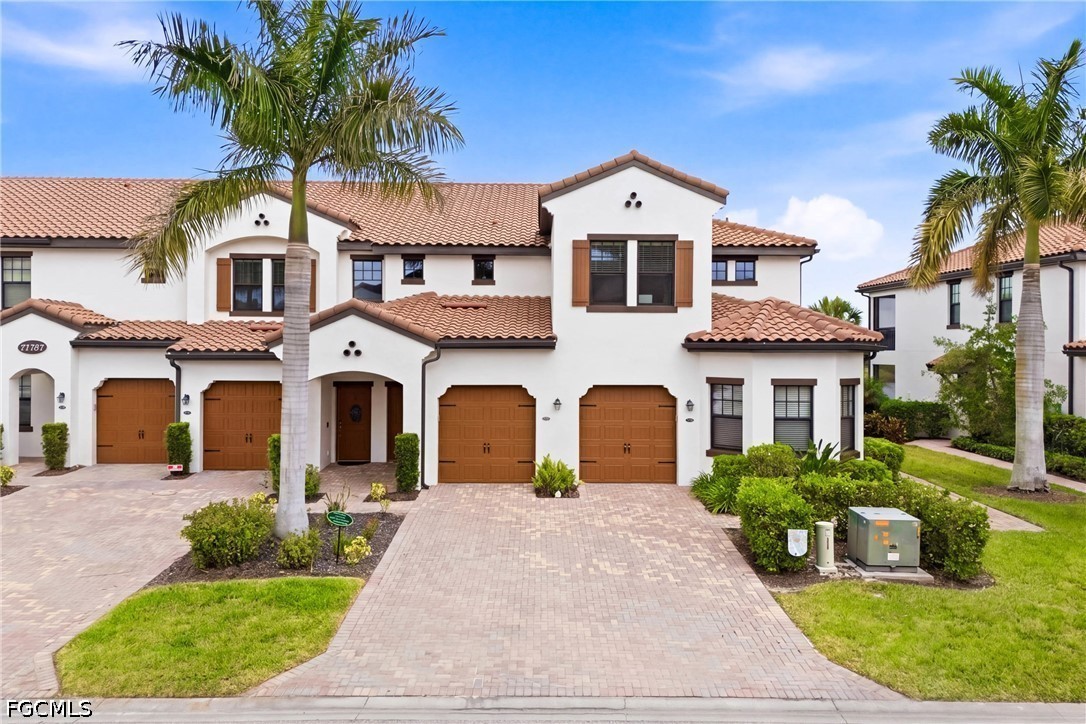 11781 Grand Belvedere WAY