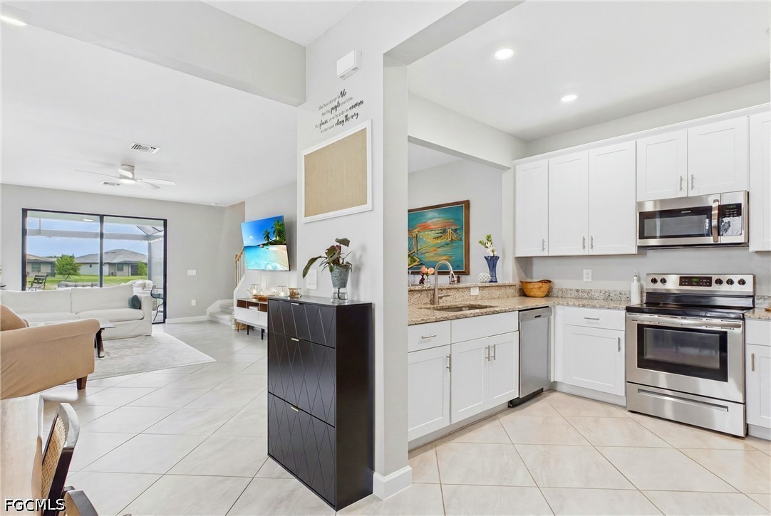 14188 Pine Lodge LN