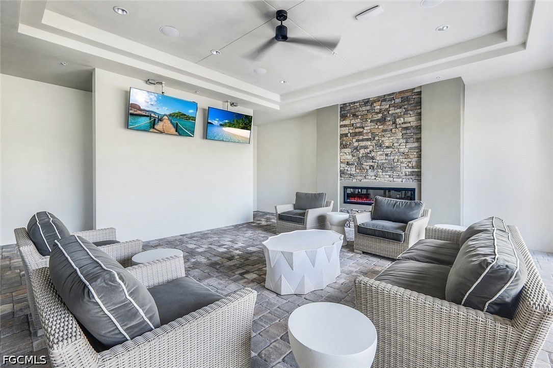 14040 Hunter Oak DR