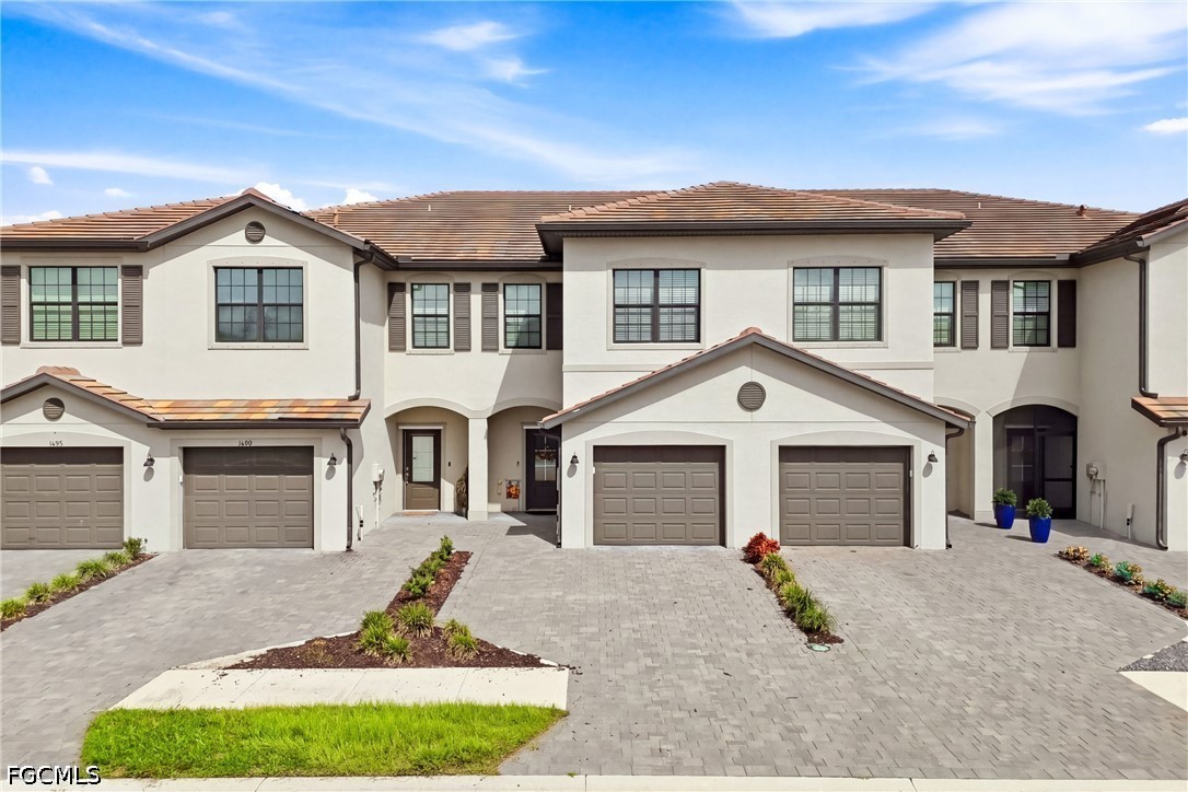 14192 Pine Lodge LN