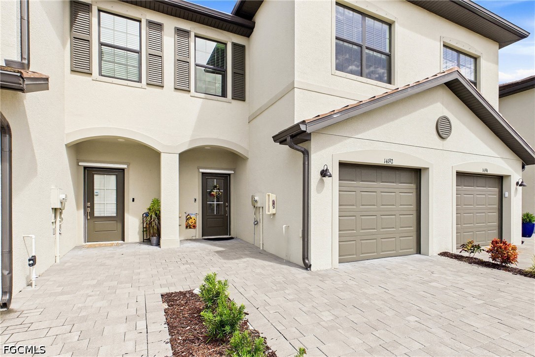 14192 Pine Lodge LN