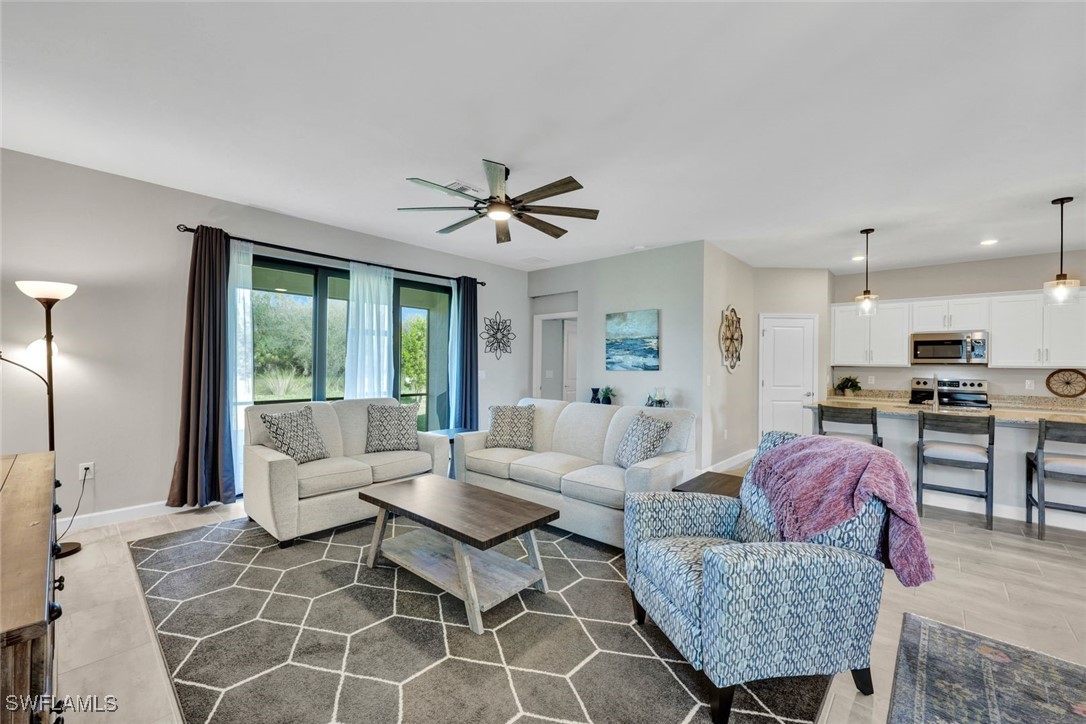 14430 Secret Garden CV