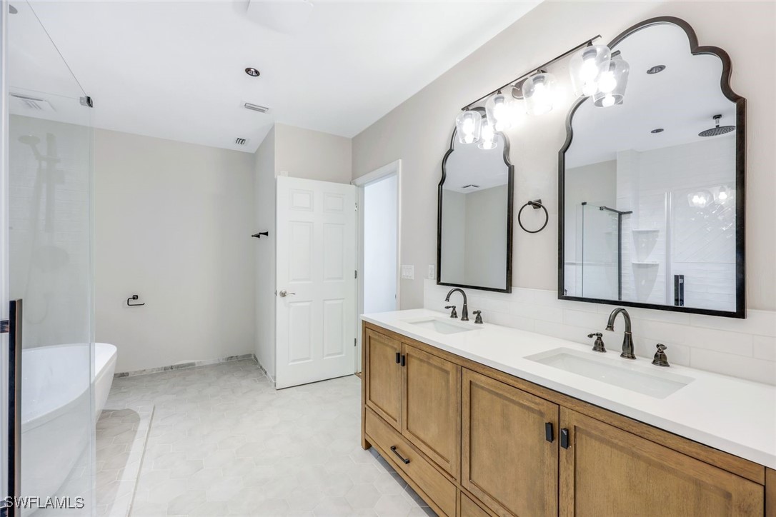 143 SW 29th ST