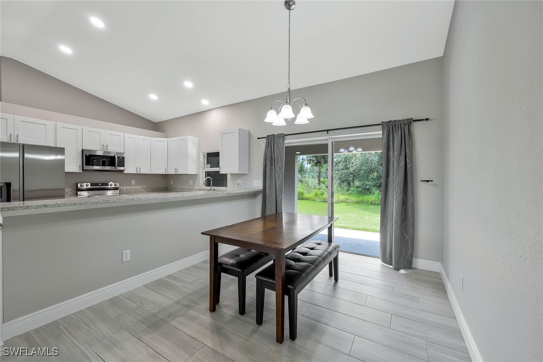 1417 Acacia AVE