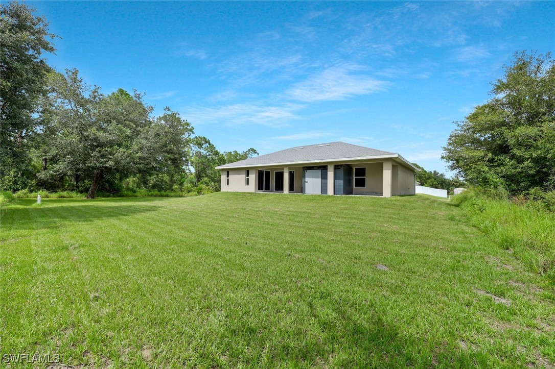 1417 Acacia AVE