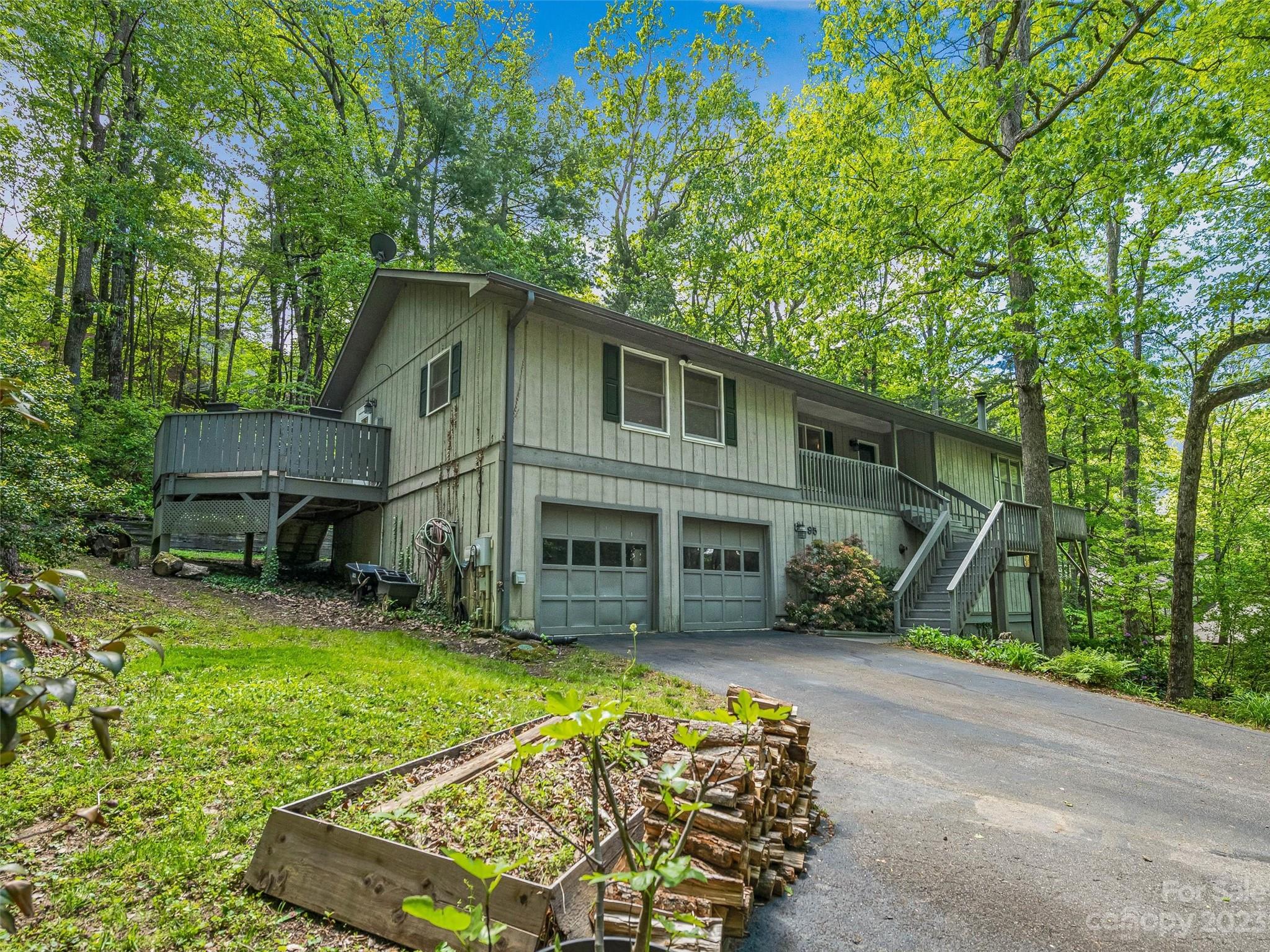 95 Ballantree Drive