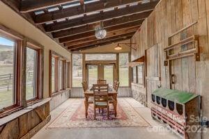 72 Scotchmans Road