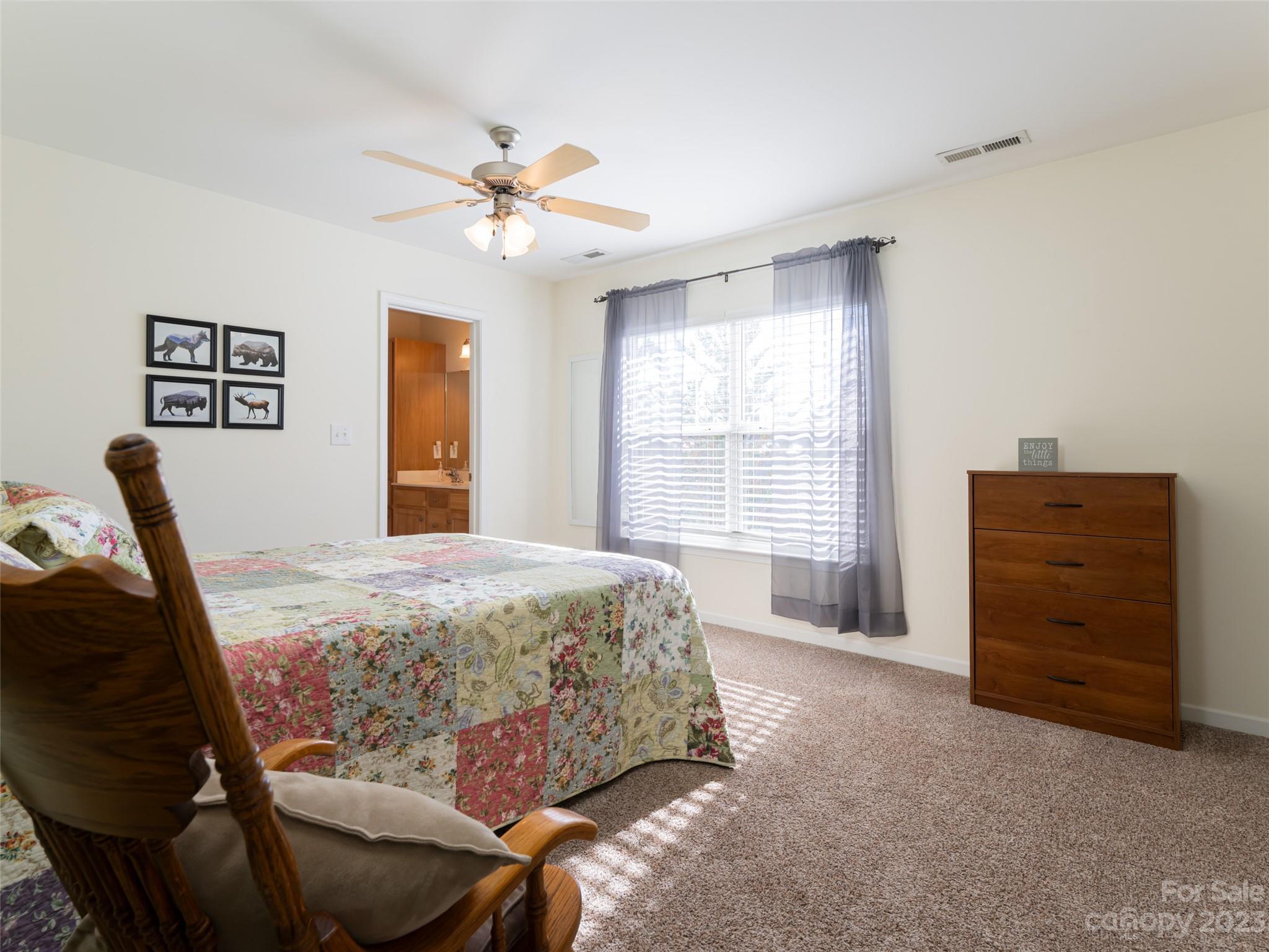 70 Old Salem Court Unit: 27
