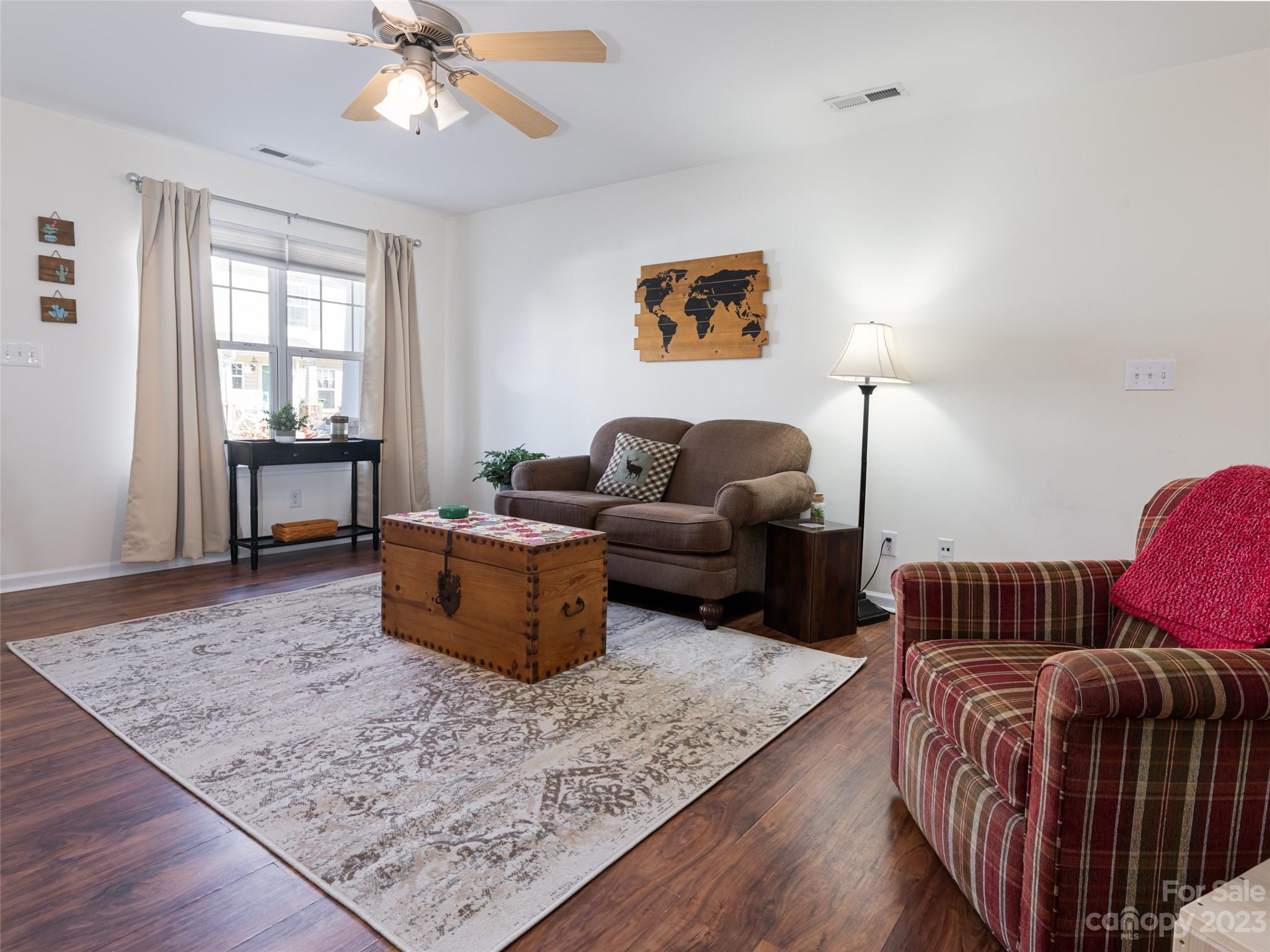 70 Old Salem Court Unit: 27