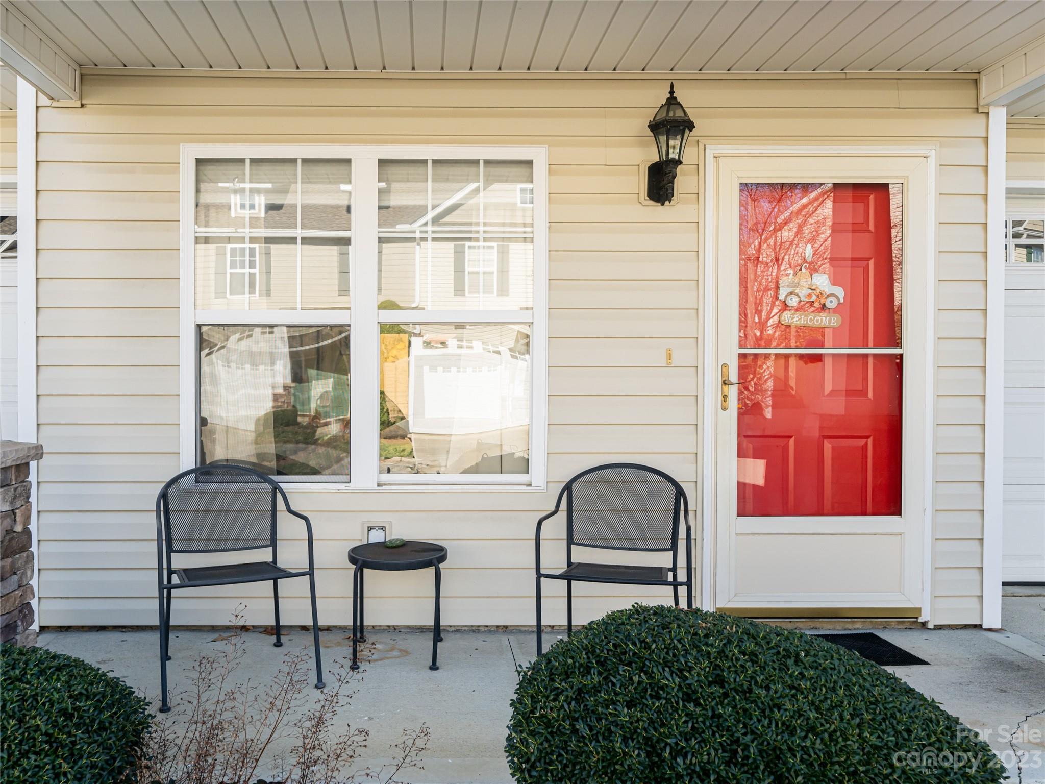 70 Old Salem Court Unit: 27