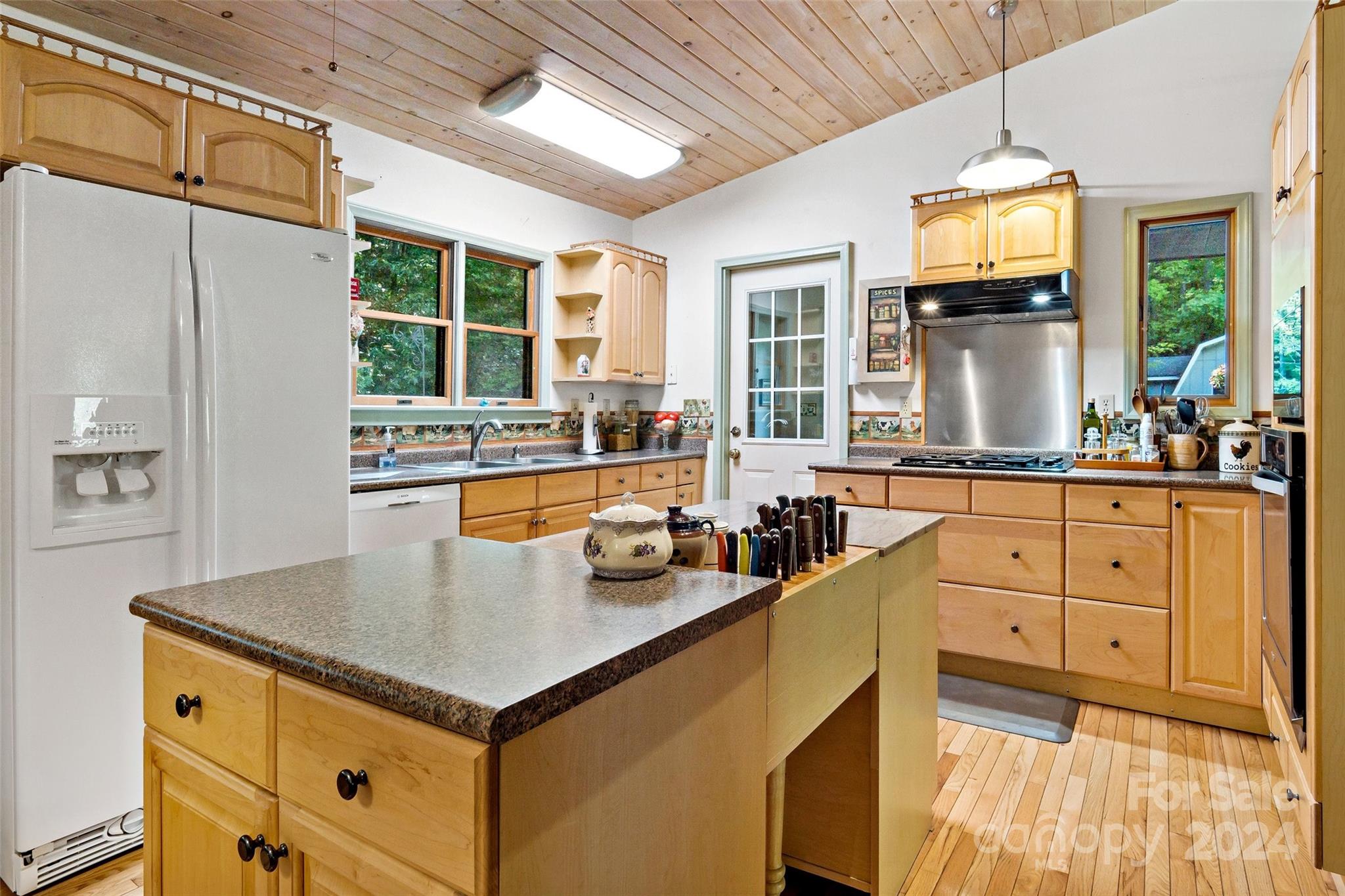 2500 Prices Creek Road