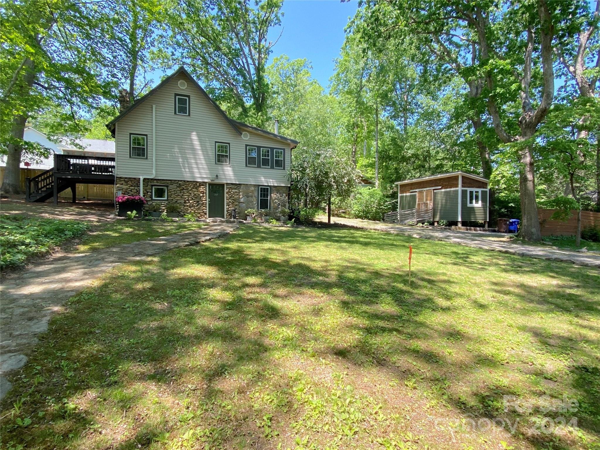 597 Tomahawk Avenue