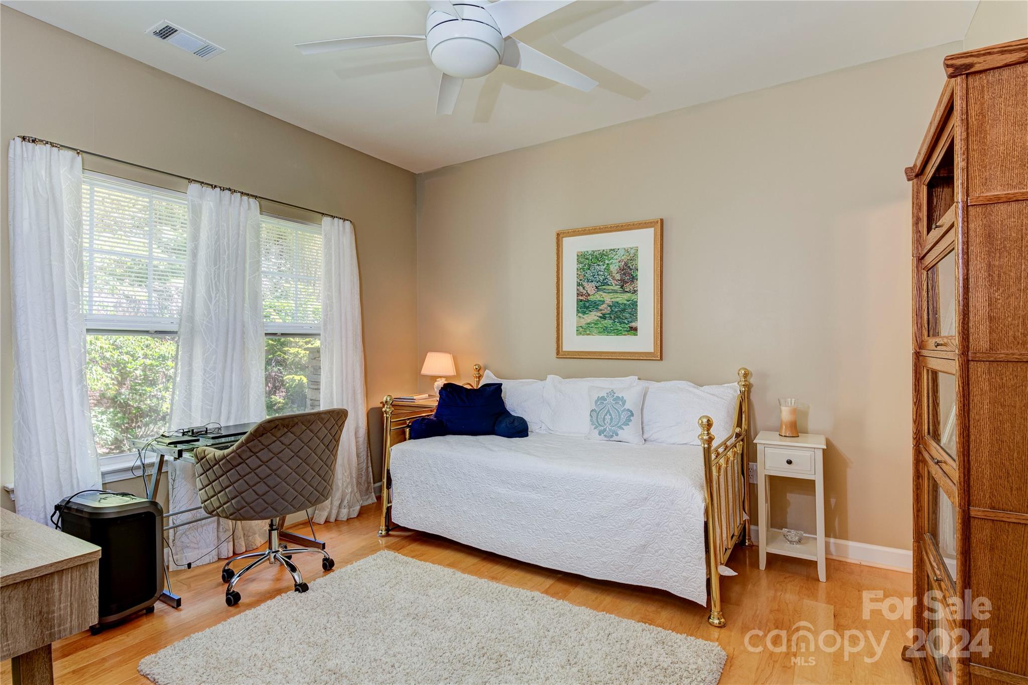 2000 Olde Eastwood Village Boulevard Unit: 201