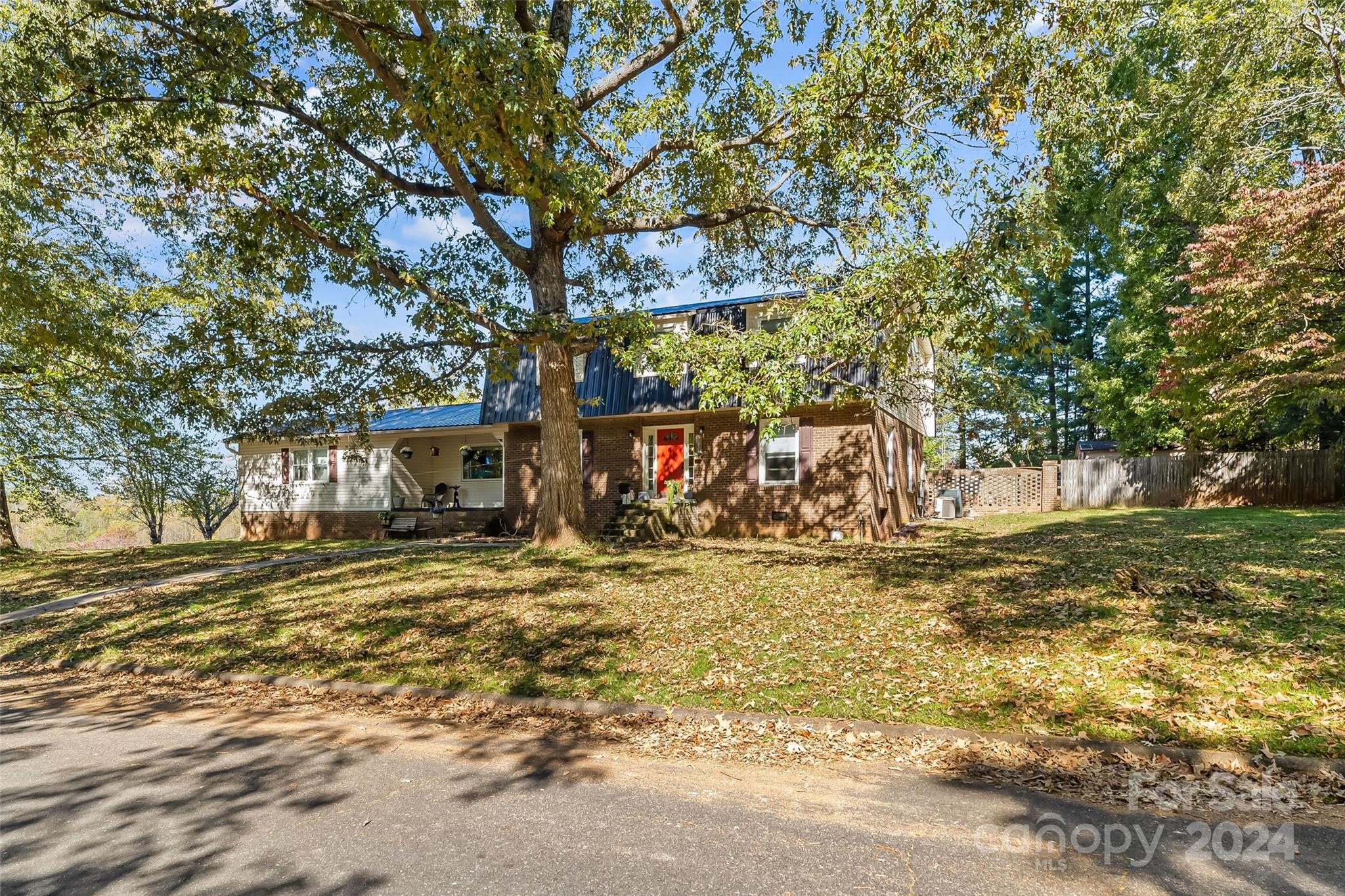 210 Woodside Drive