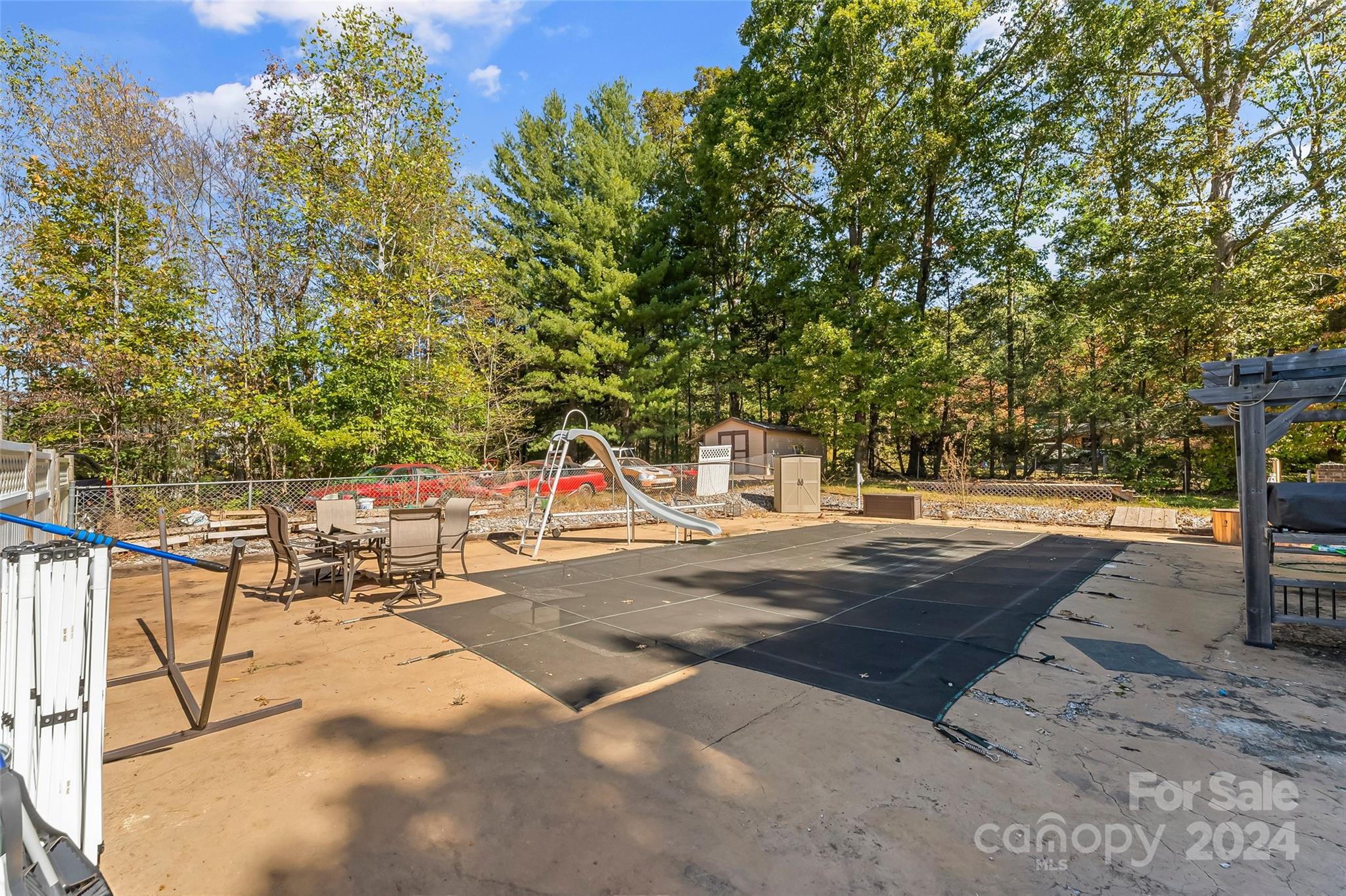 210 Woodside Drive