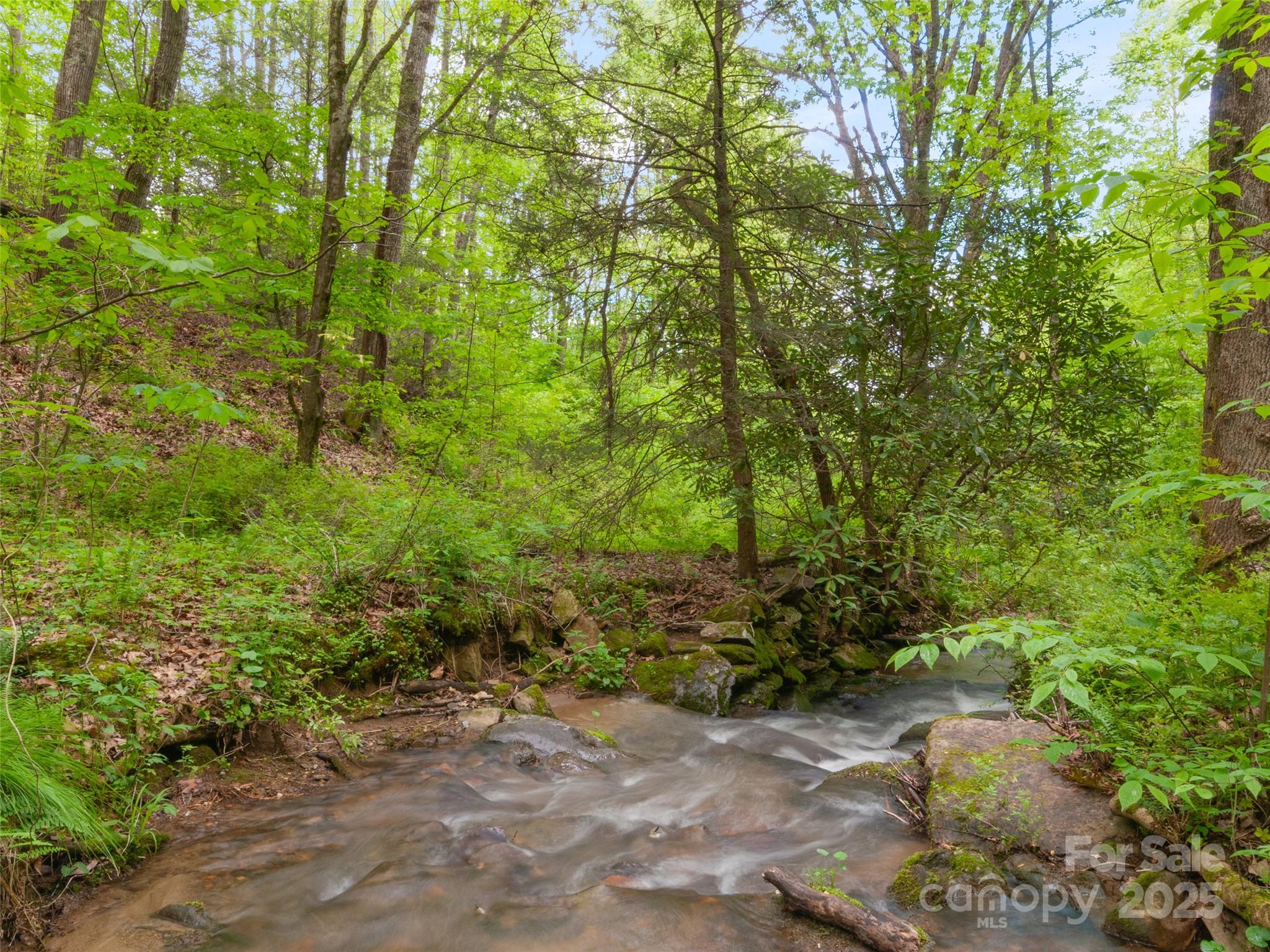416 Secluded Cove