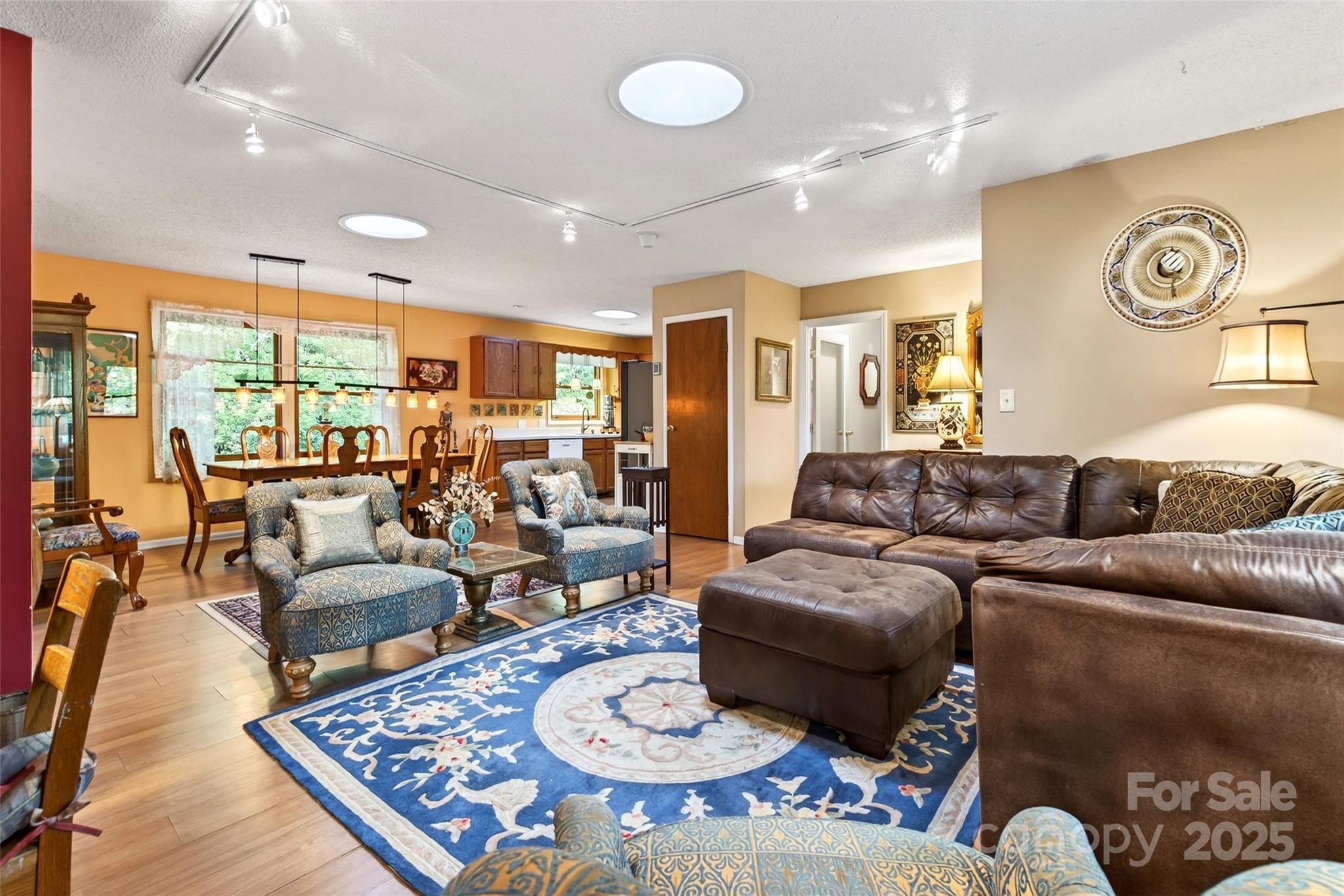 176 Fairview Forest Drive