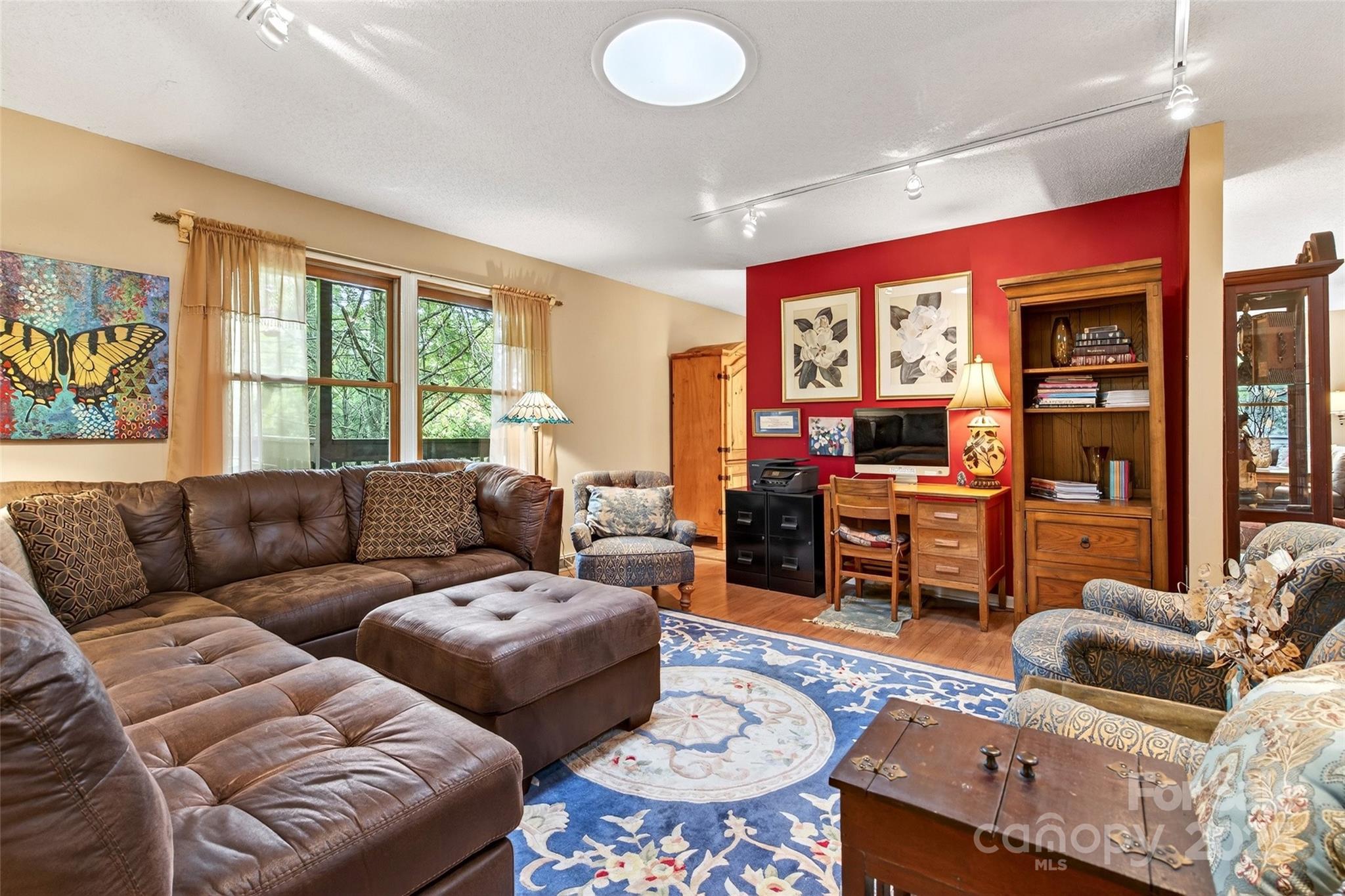 176 Fairview Forest Drive