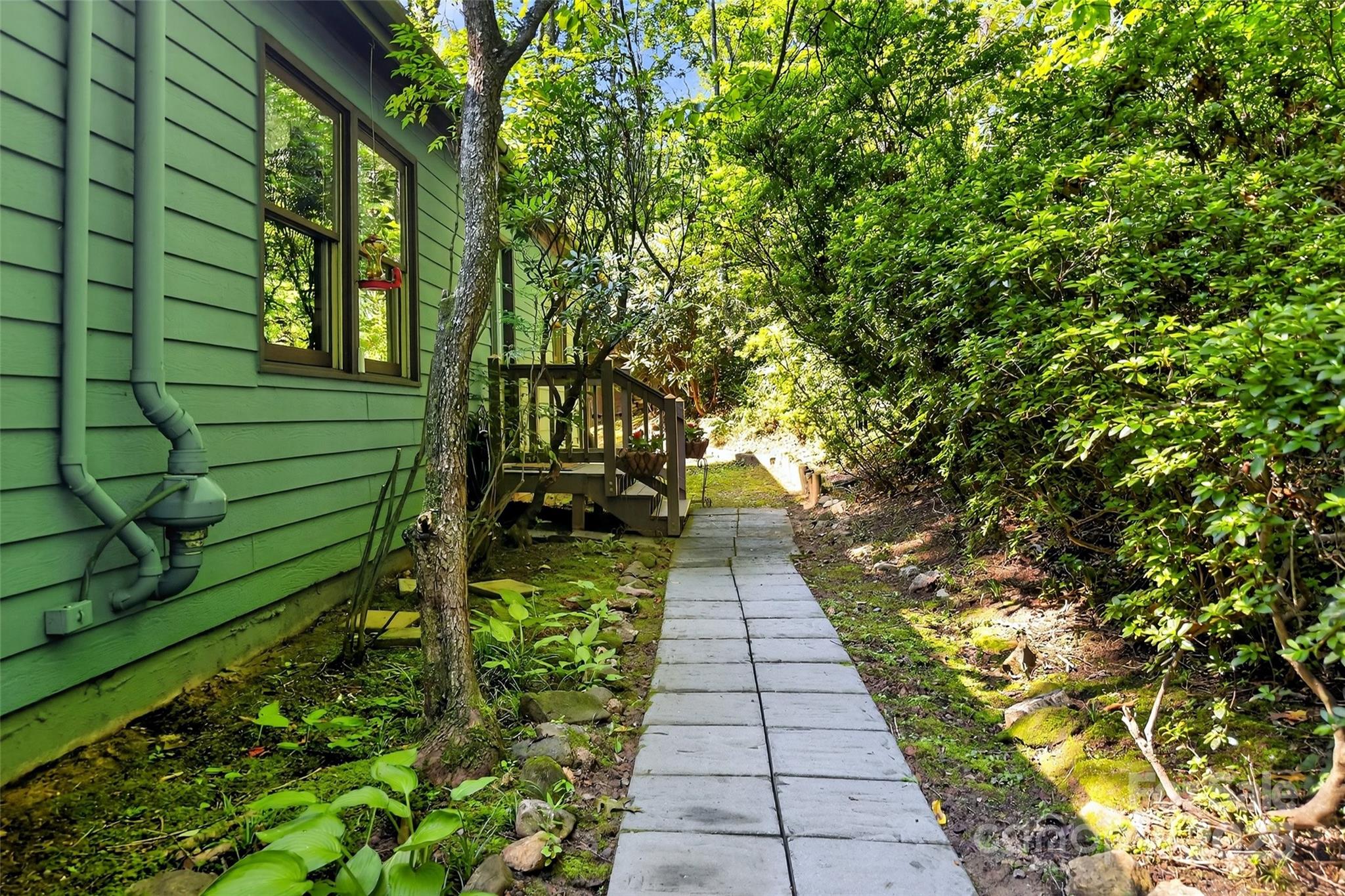 176 Fairview Forest Drive