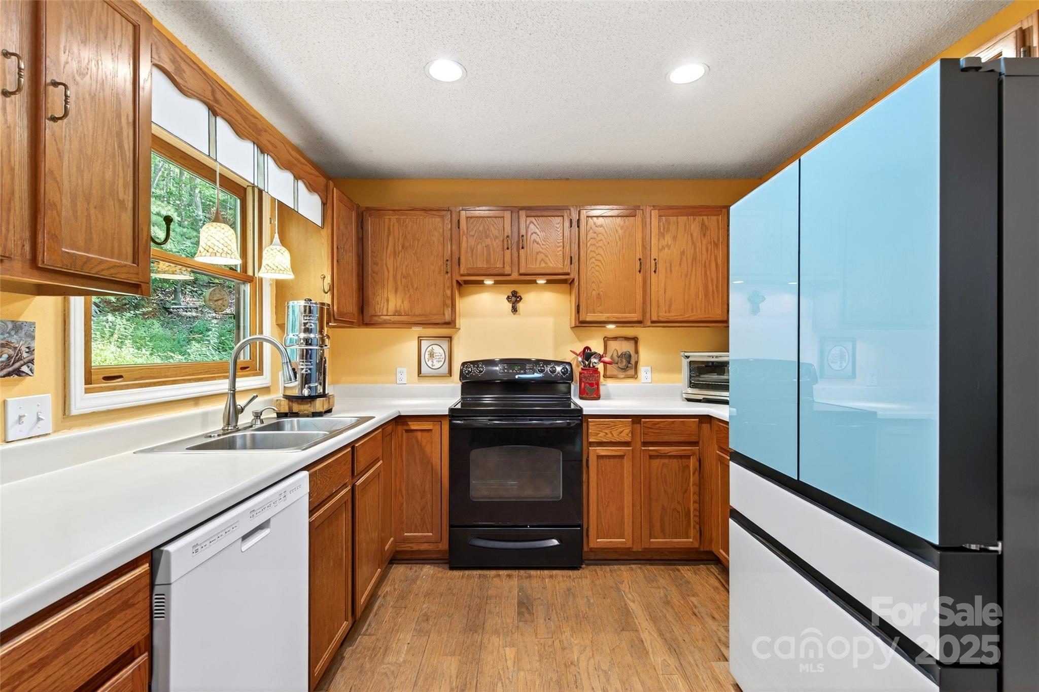 176 Fairview Forest Drive