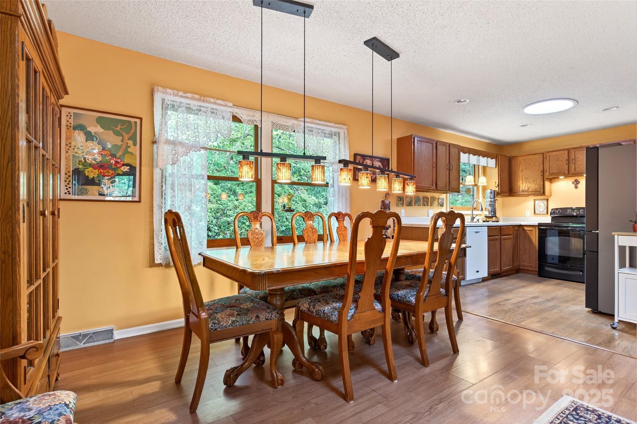 176 Fairview Forest Drive