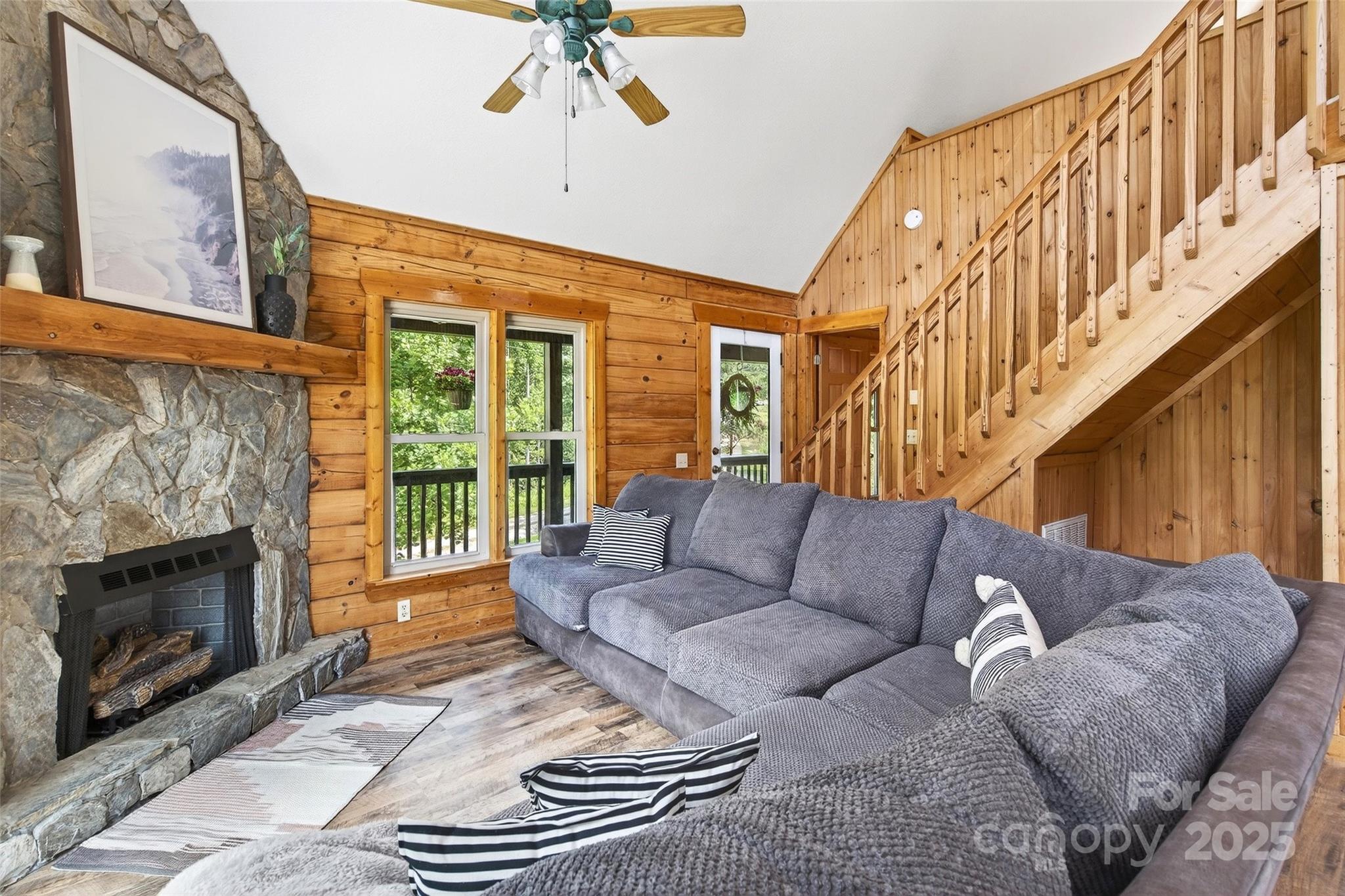 62 Ashe Bridge Road N