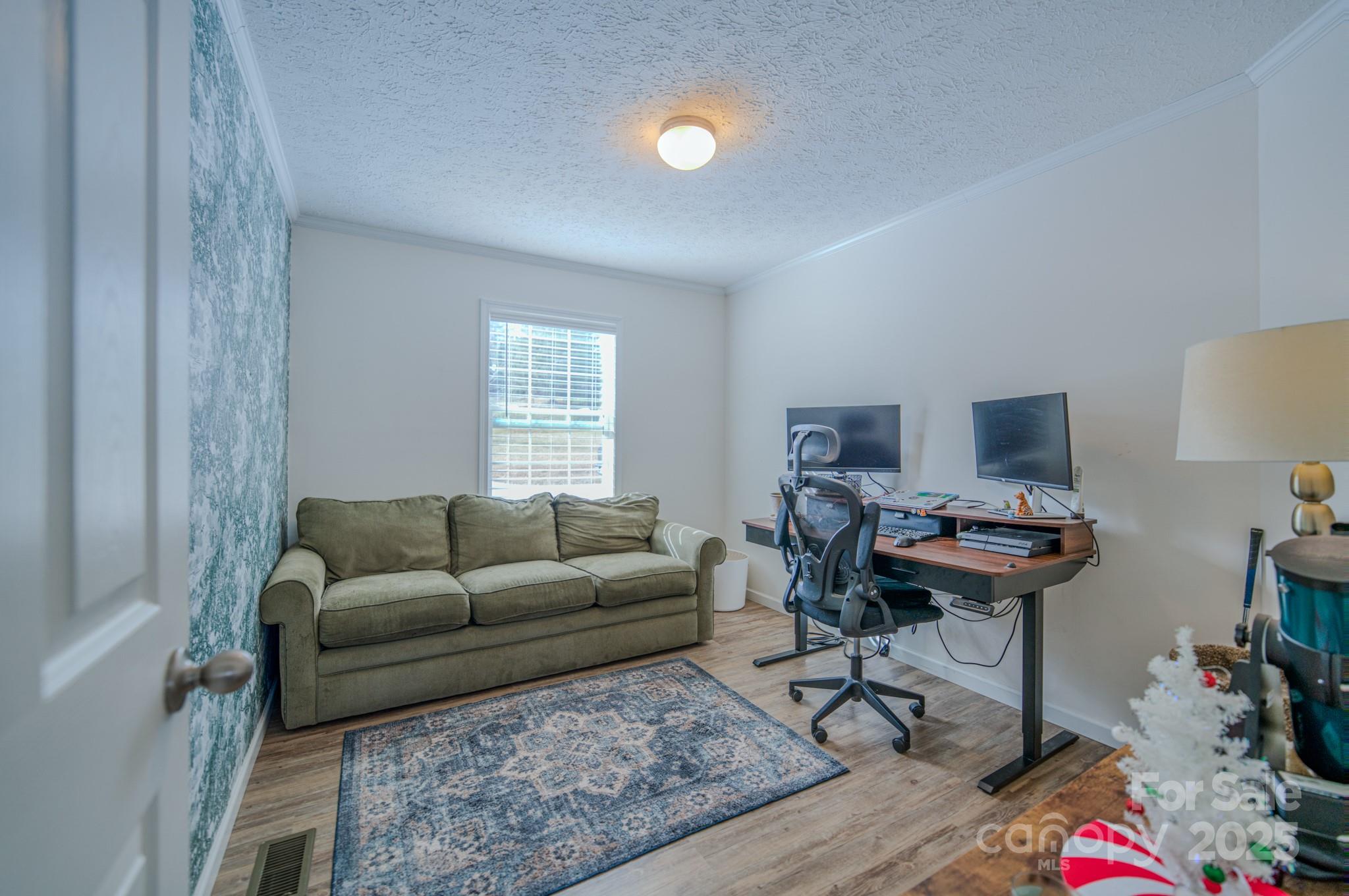 1471 Howard Gap Loop Road