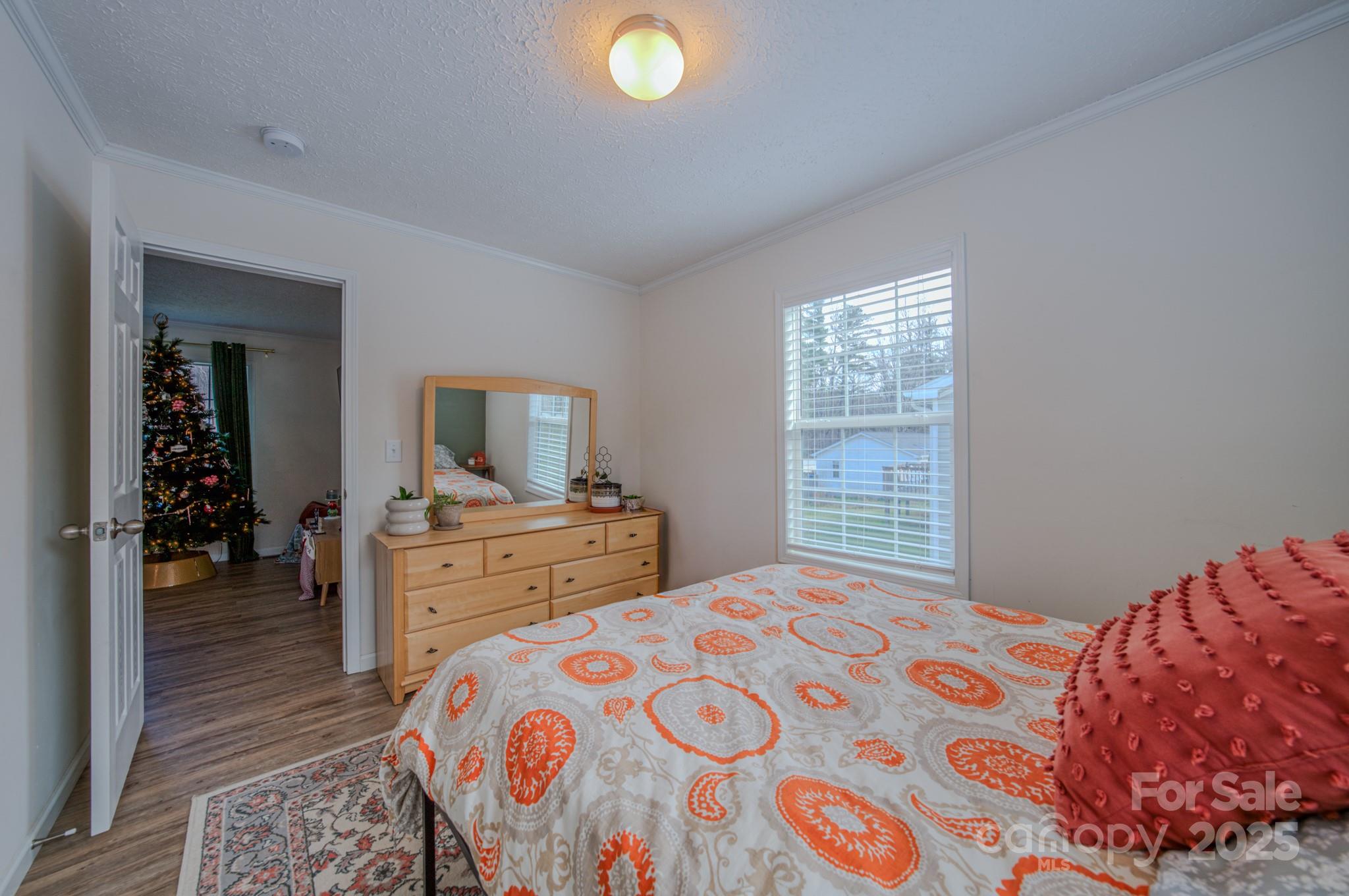 1471 Howard Gap Loop Road