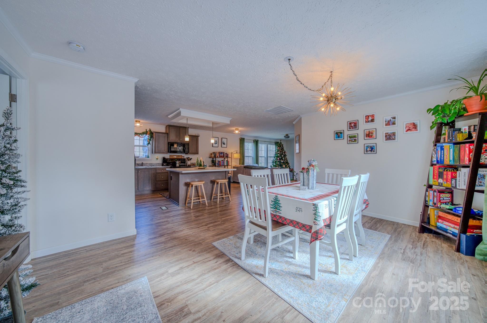 1471 Howard Gap Loop Road