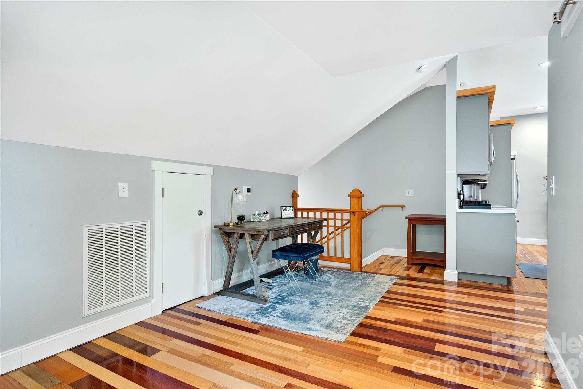 626 Old Lytle Cove Road