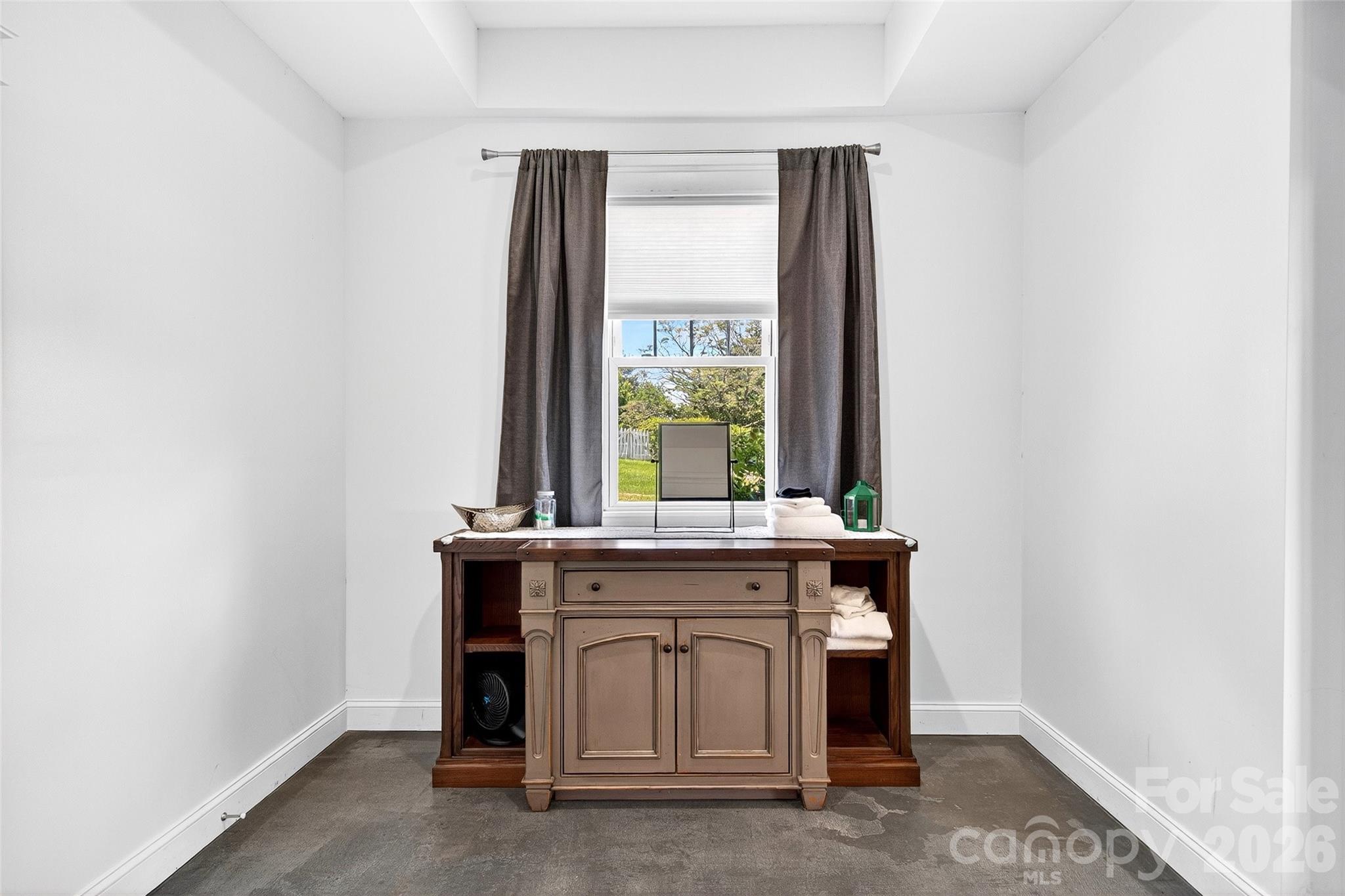 626 Old Lytle Cove Road