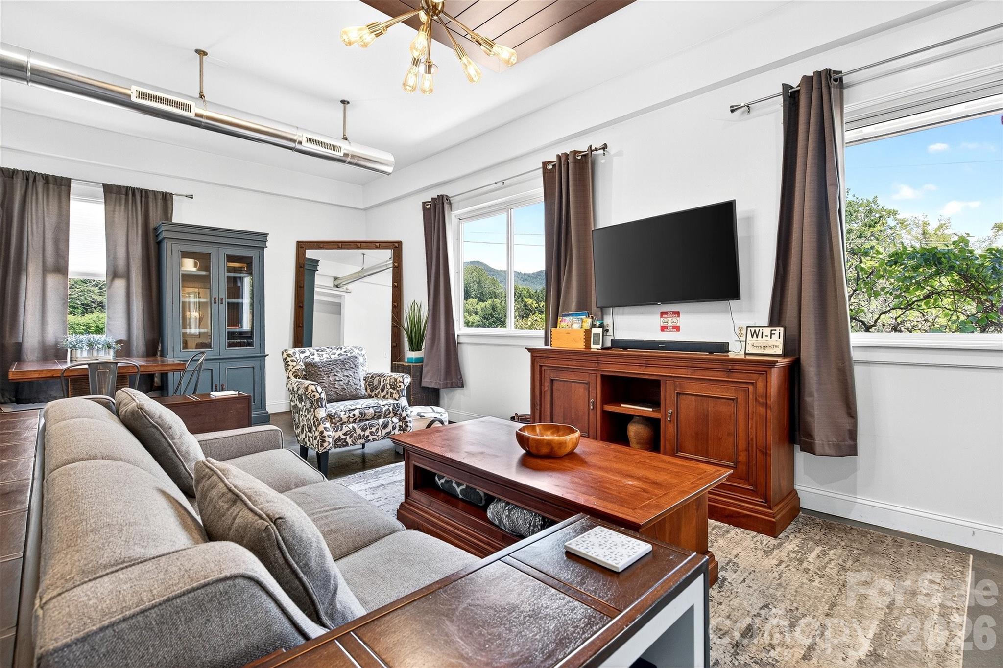 626 Old Lytle Cove Road