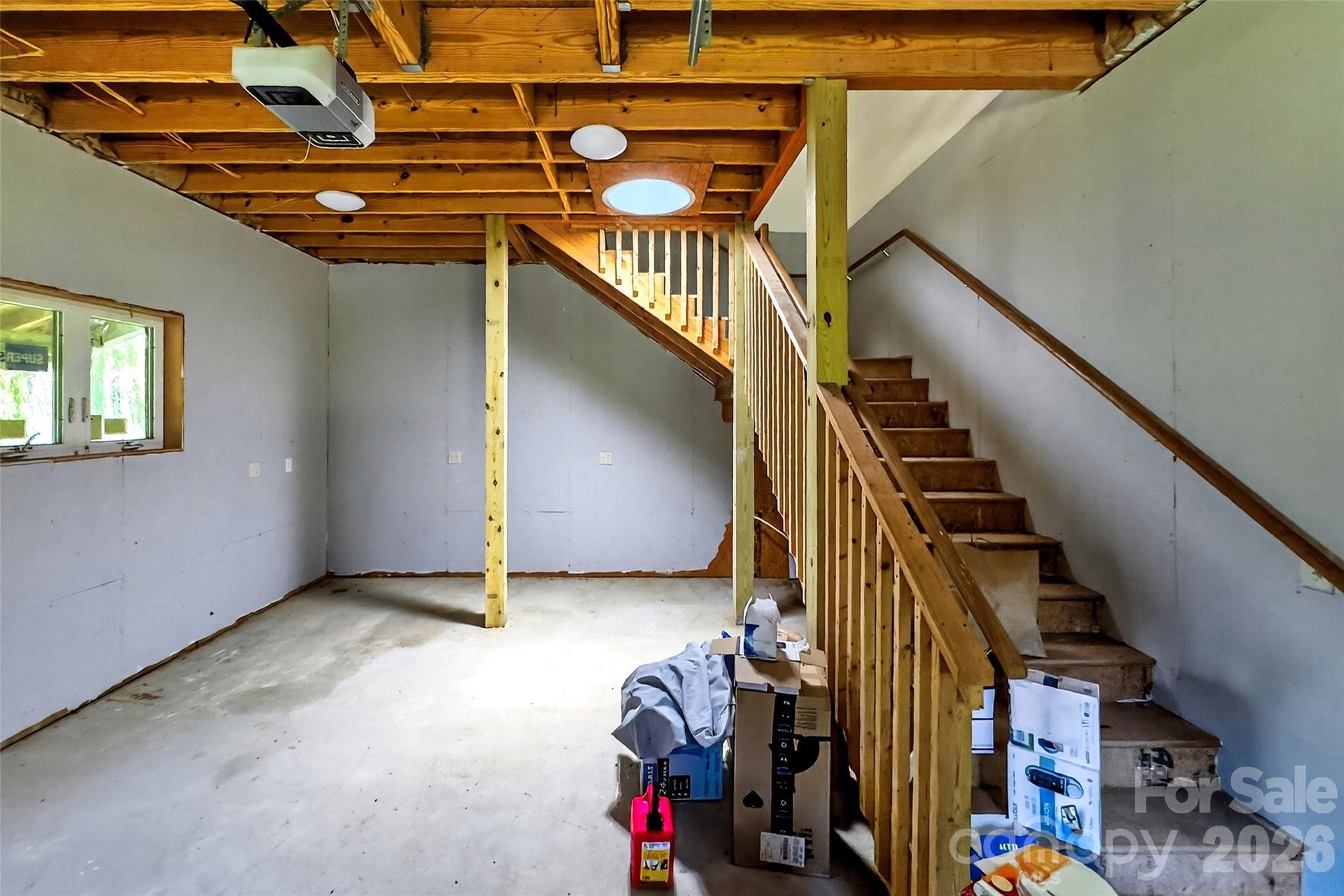 626 Old Lytle Cove Road