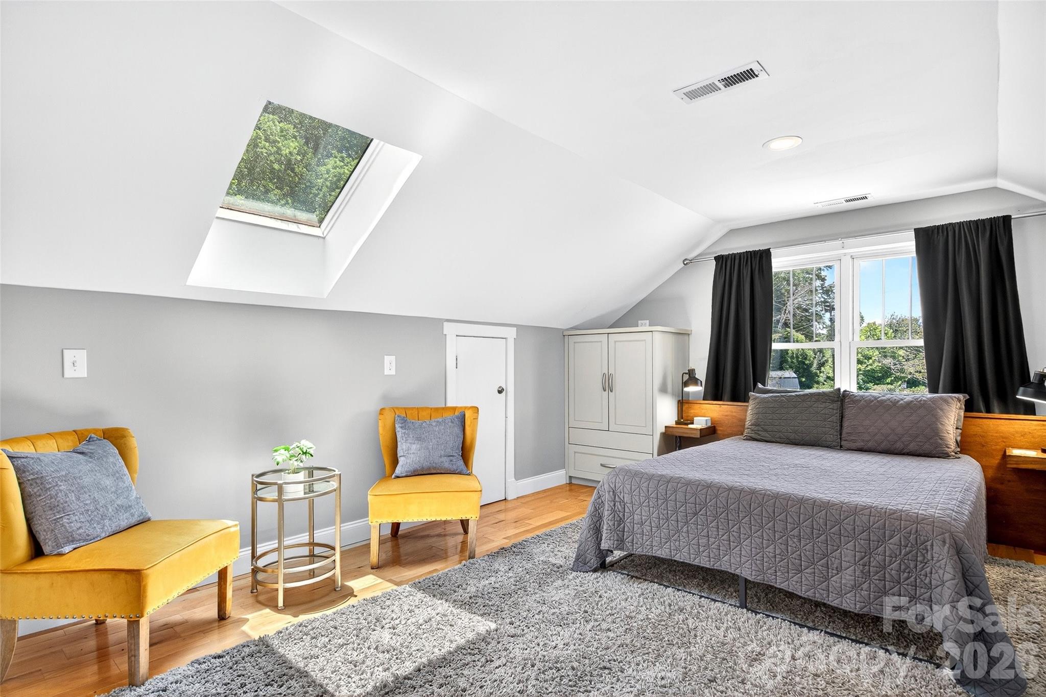 626 Old Lytle Cove Road