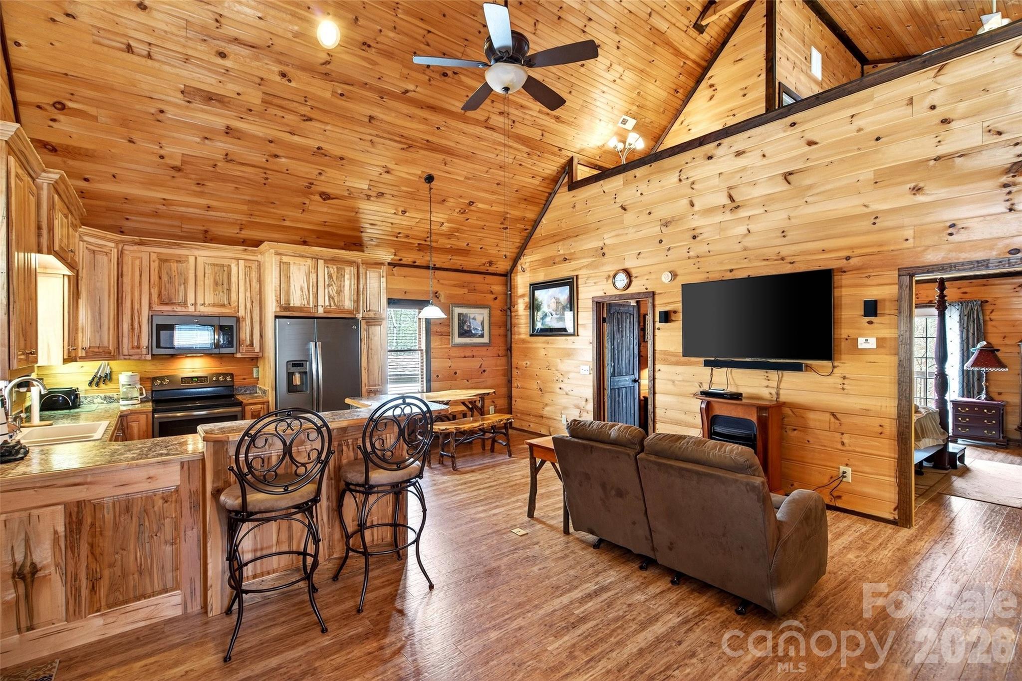 437 Cinnamon Ridge Road