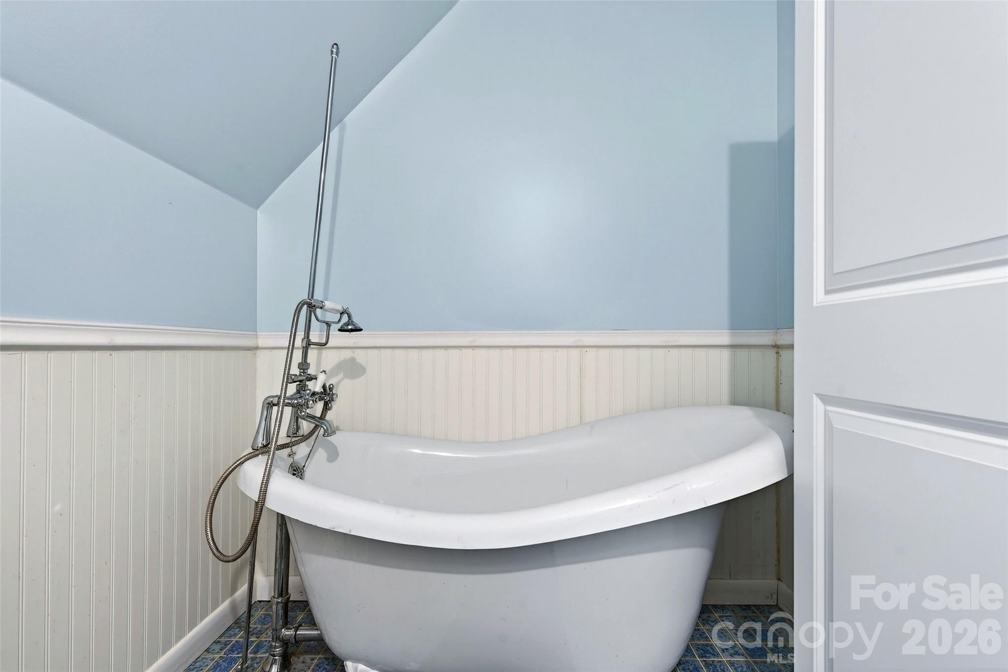 437 Cinnamon Ridge Road