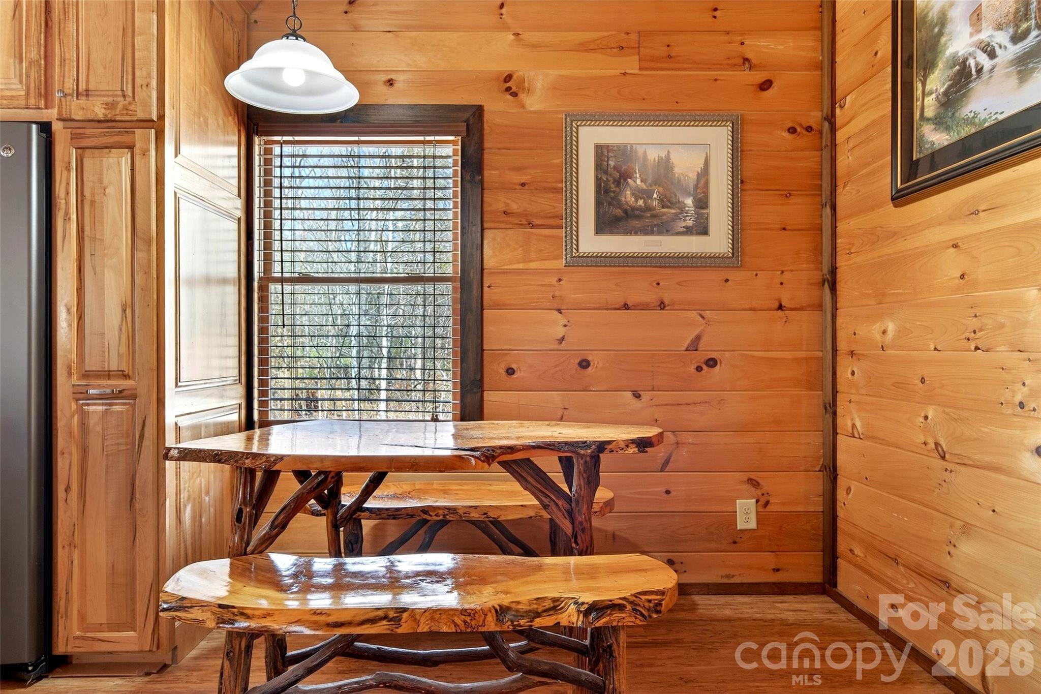 437 Cinnamon Ridge Road