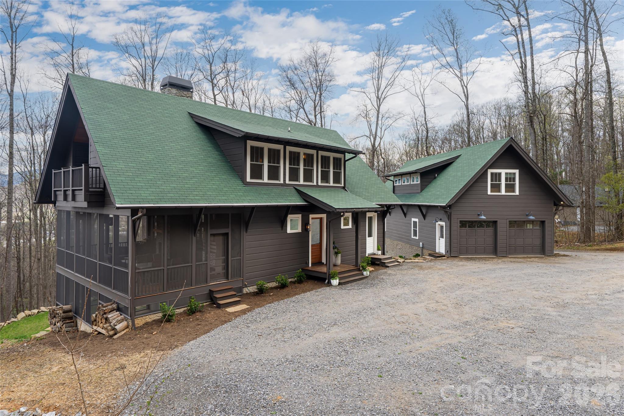 51 Summit Road