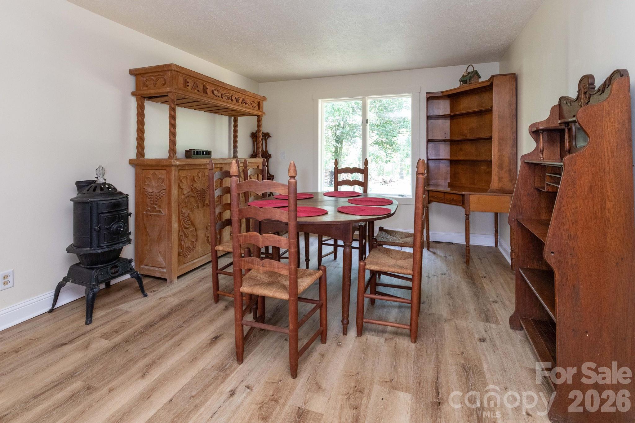 1860 Deer Park Lake Road