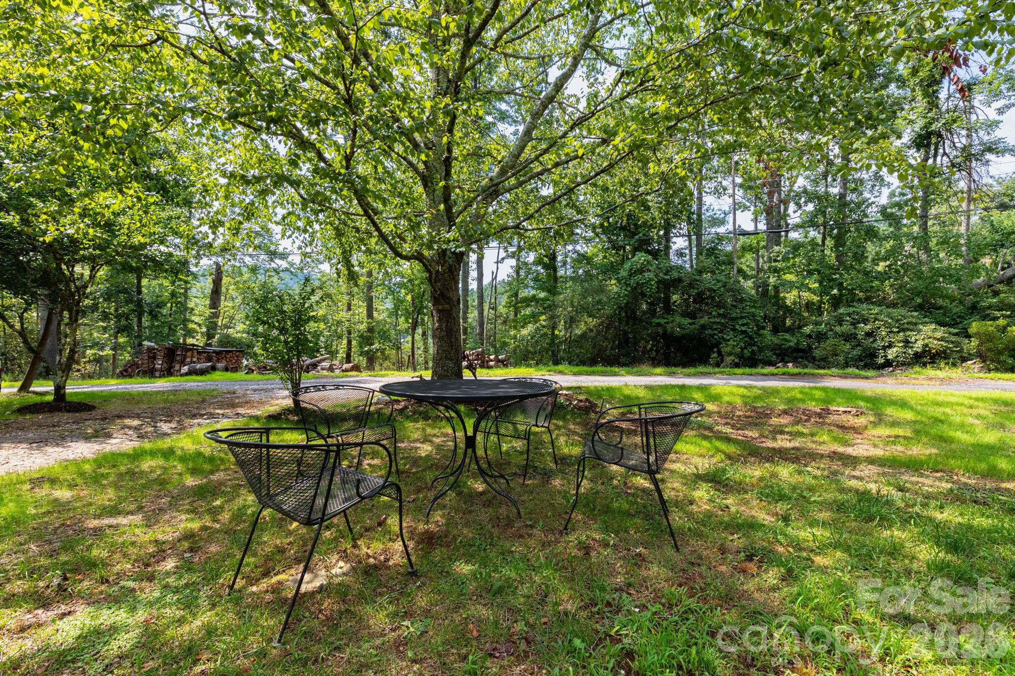 1860 Deer Park Lake Road