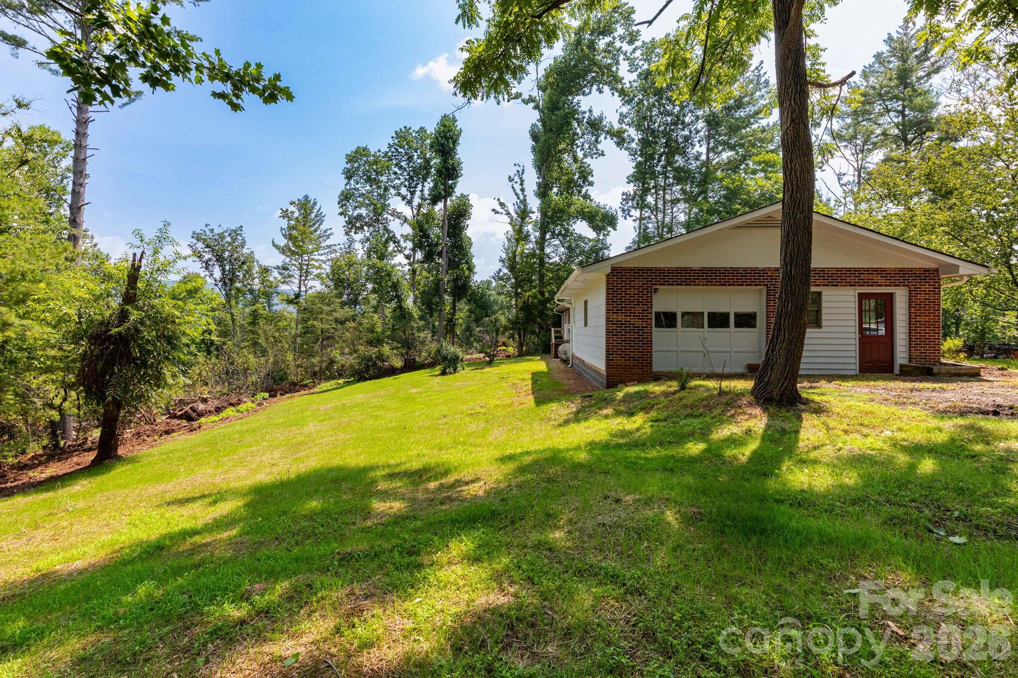 1860 Deer Park Lake Road