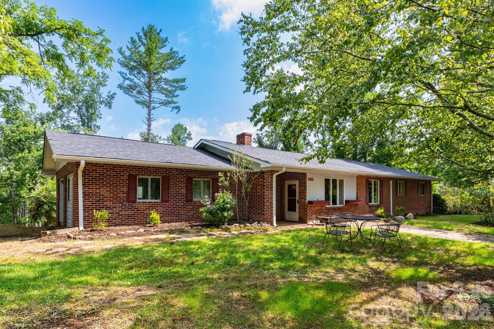 1860 Deer Park Lake Road