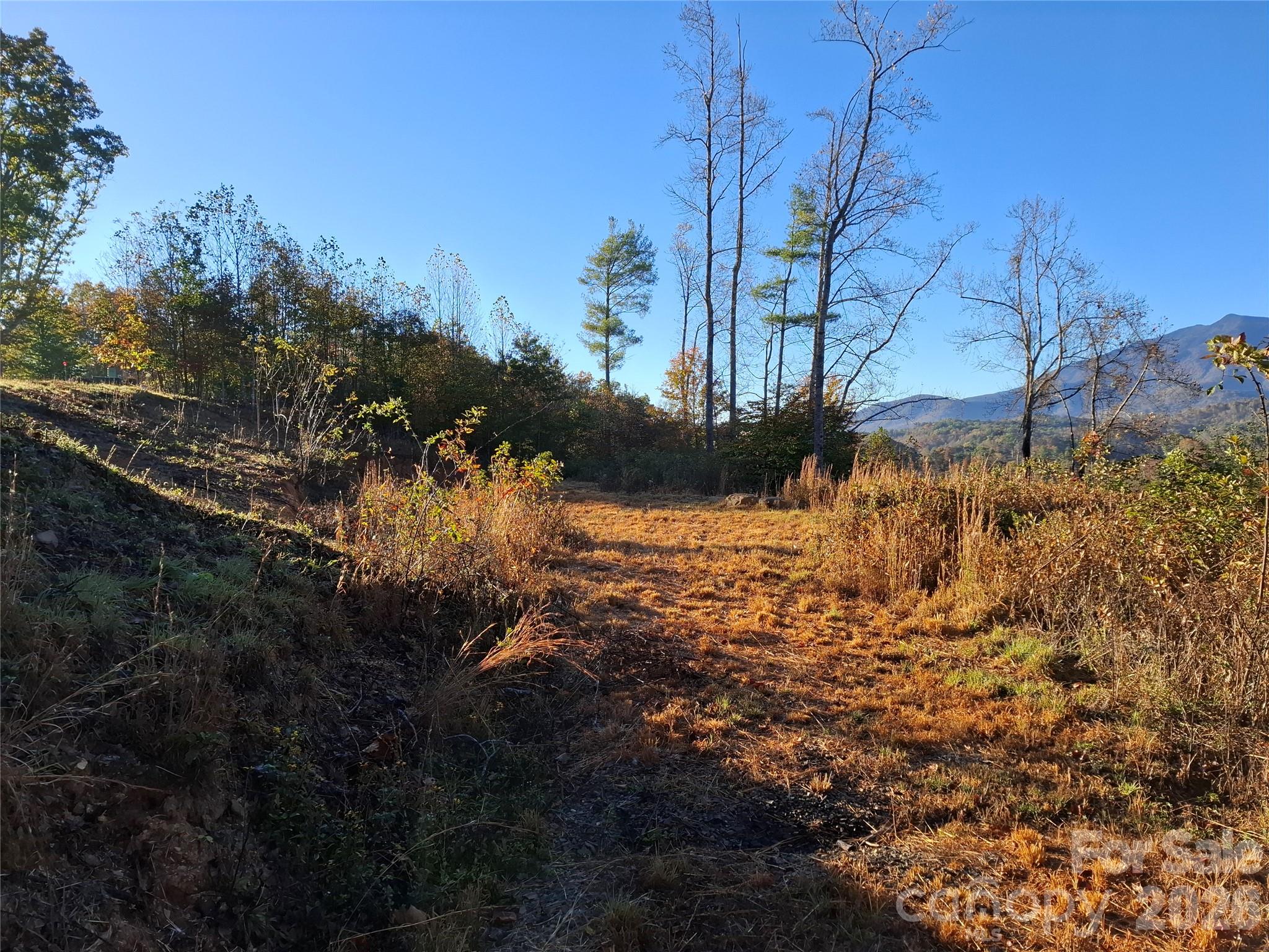 1 River Crest