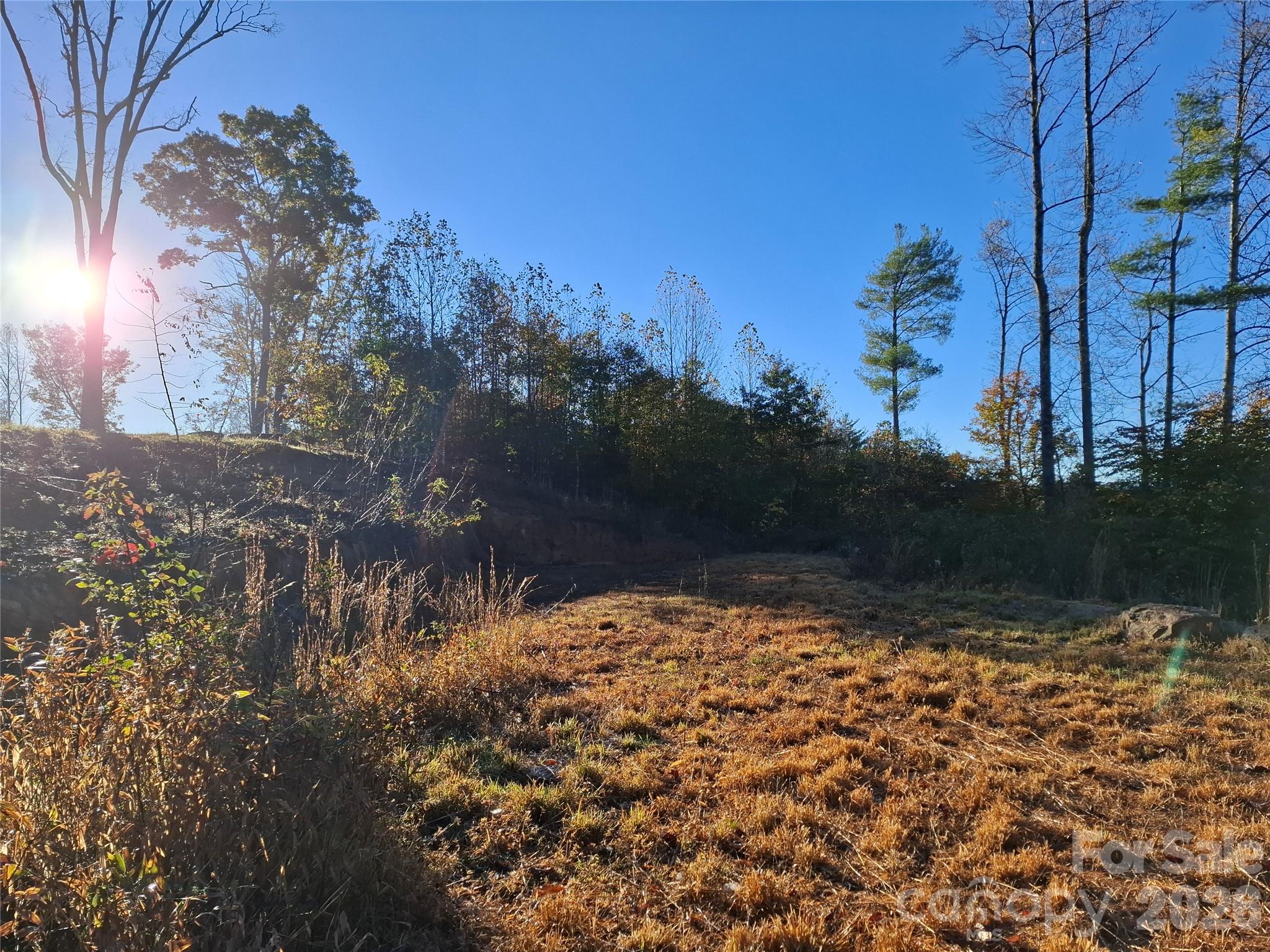 1 River Crest