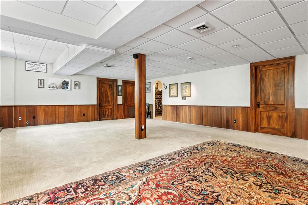 1225 W 57 Street