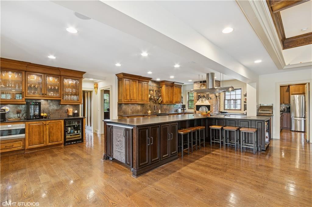 239 W 52nd Street