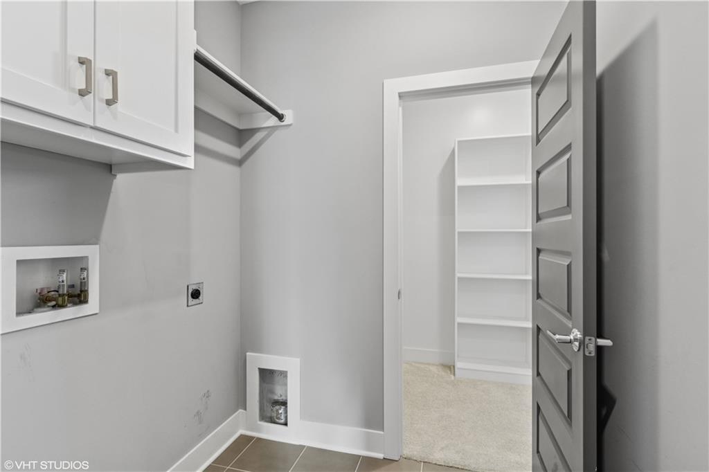 10429 W 170th Place